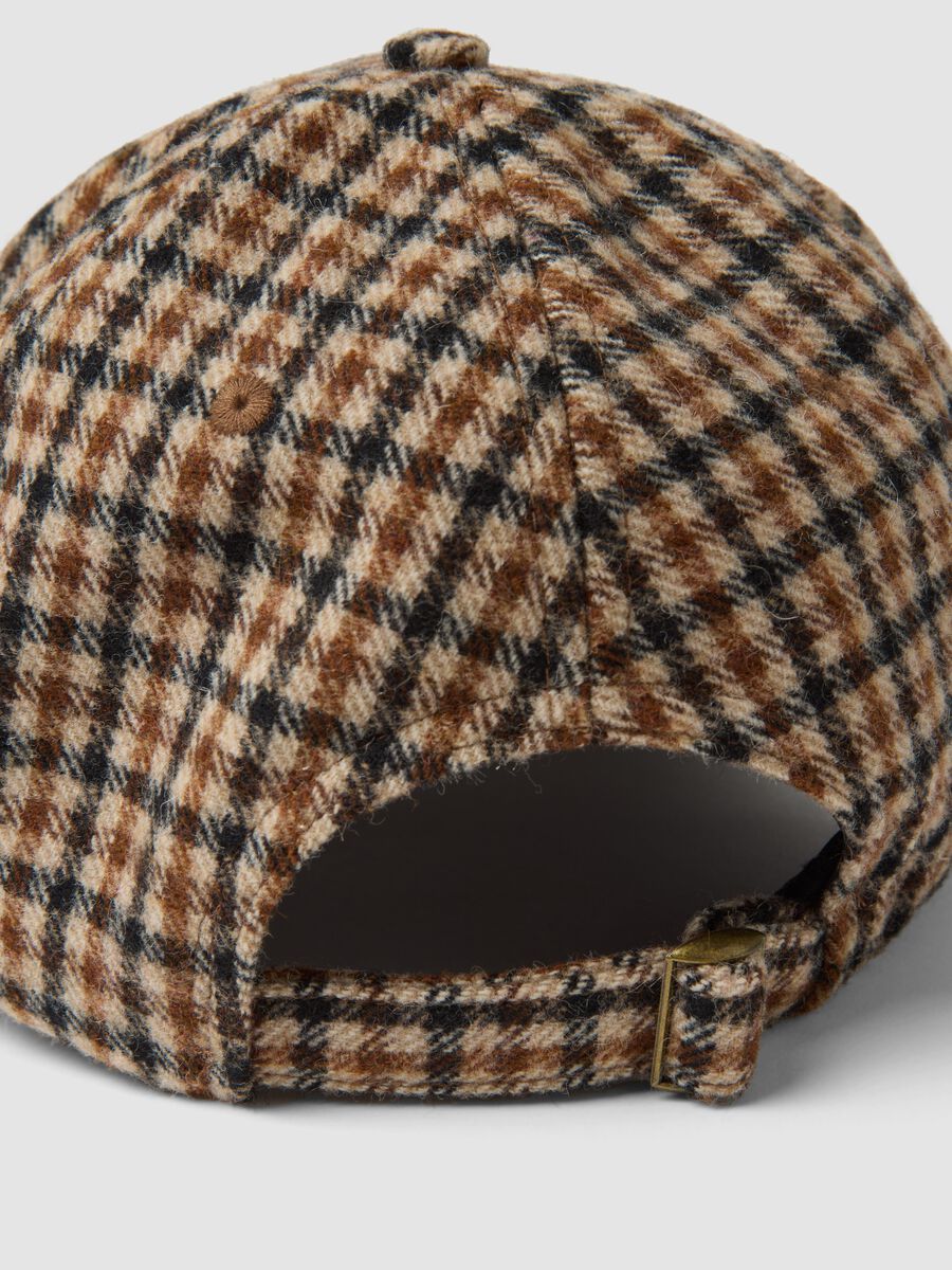Cappello baseball marrone in misto lana a quadri_2