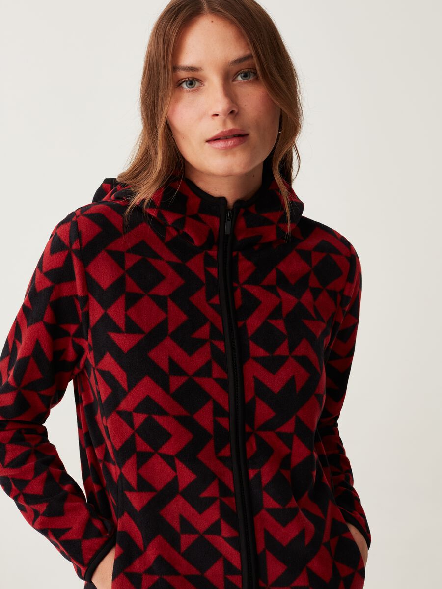 Full-zip in pile con cappuccio e stampa_0