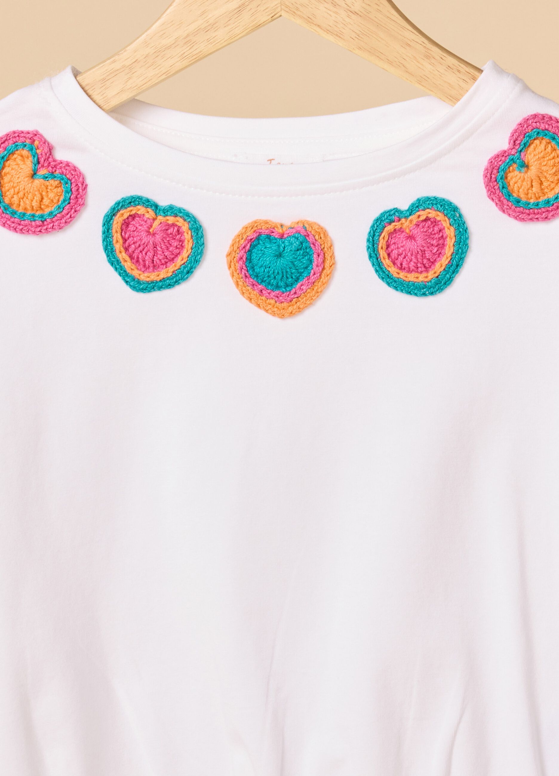 Long-sleeve t-shirt with embroideries