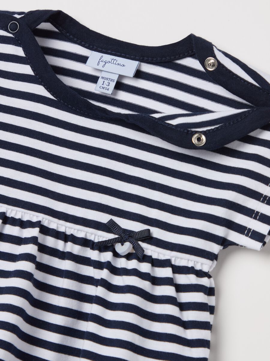 Cotton jogging set with striped pattern_2