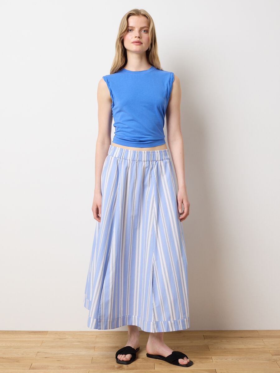 Light blue vest with rolled detail_2