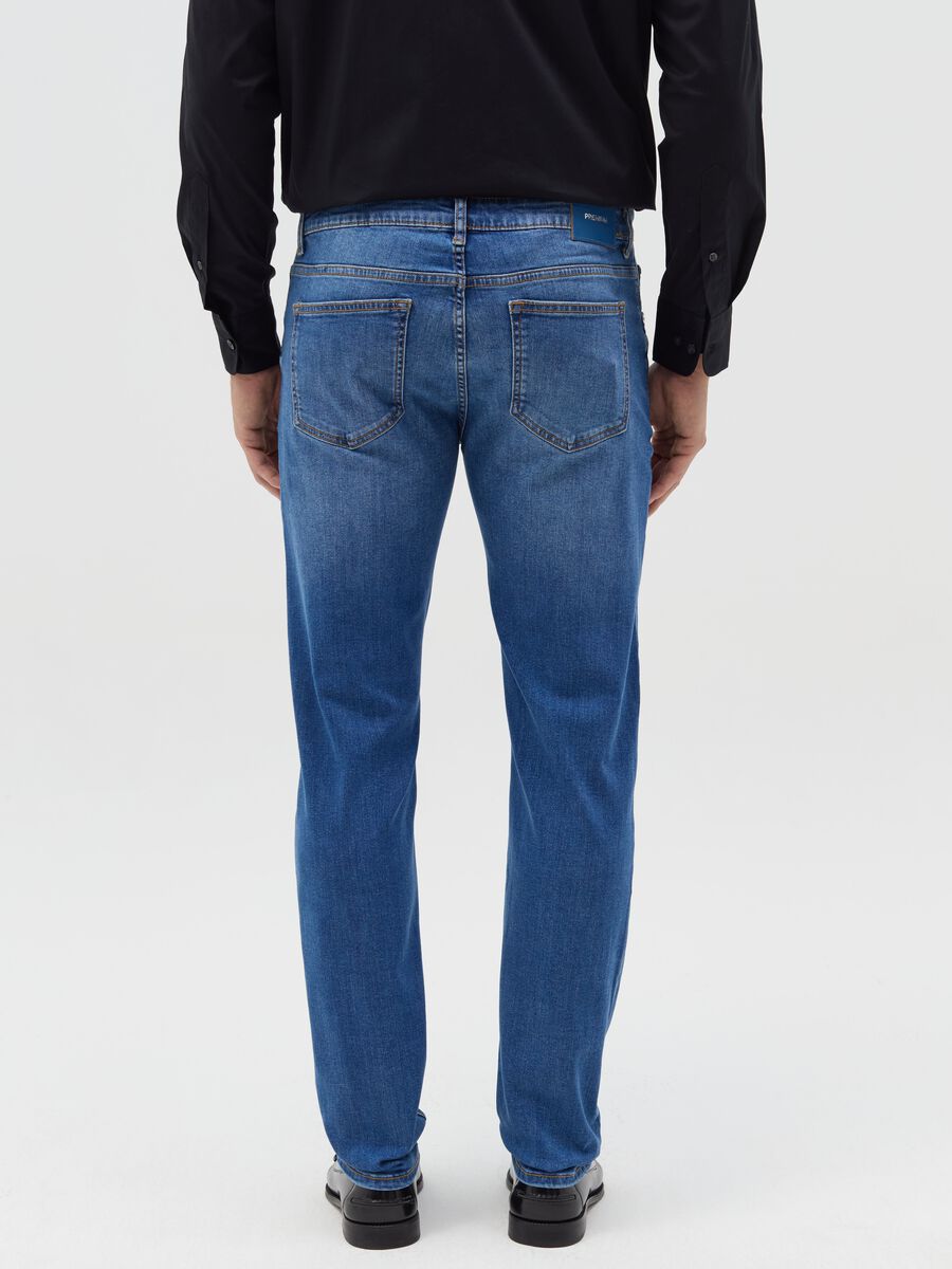 Slim-fit jeans with fading_3