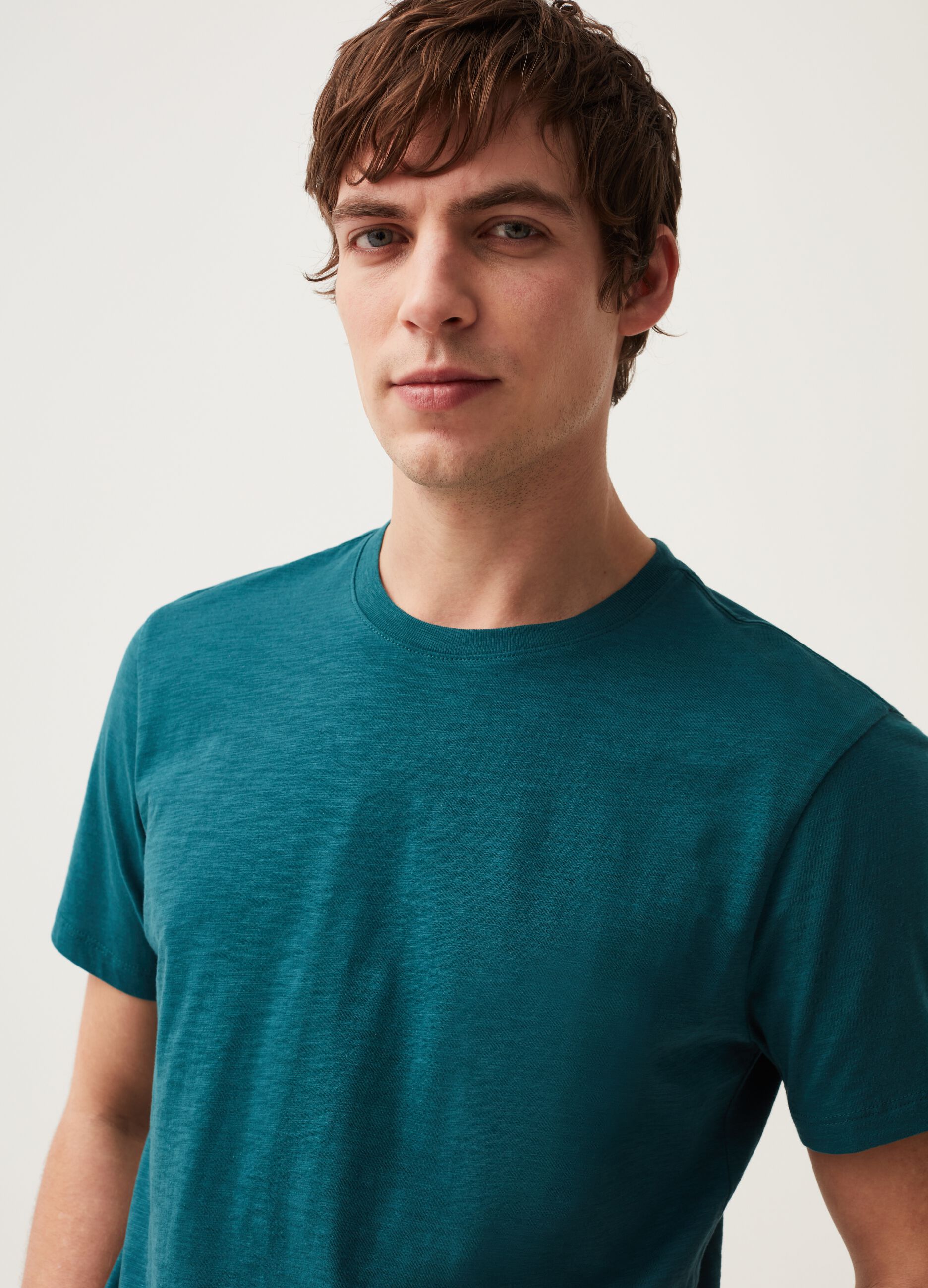 Round-neck T-shirt in jersey slub