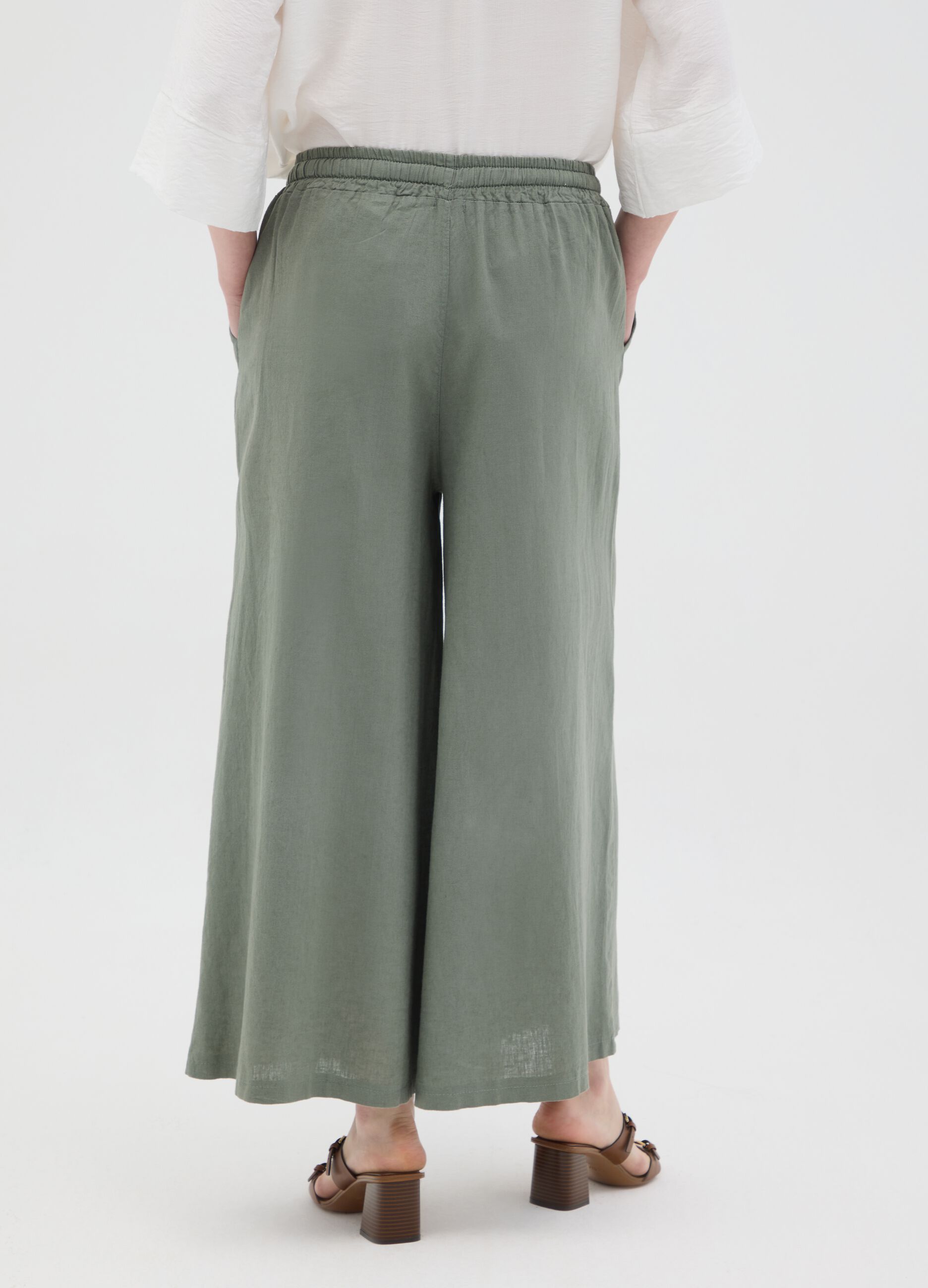 Women's green regular fit palazzo trousers in cotton and linen blend