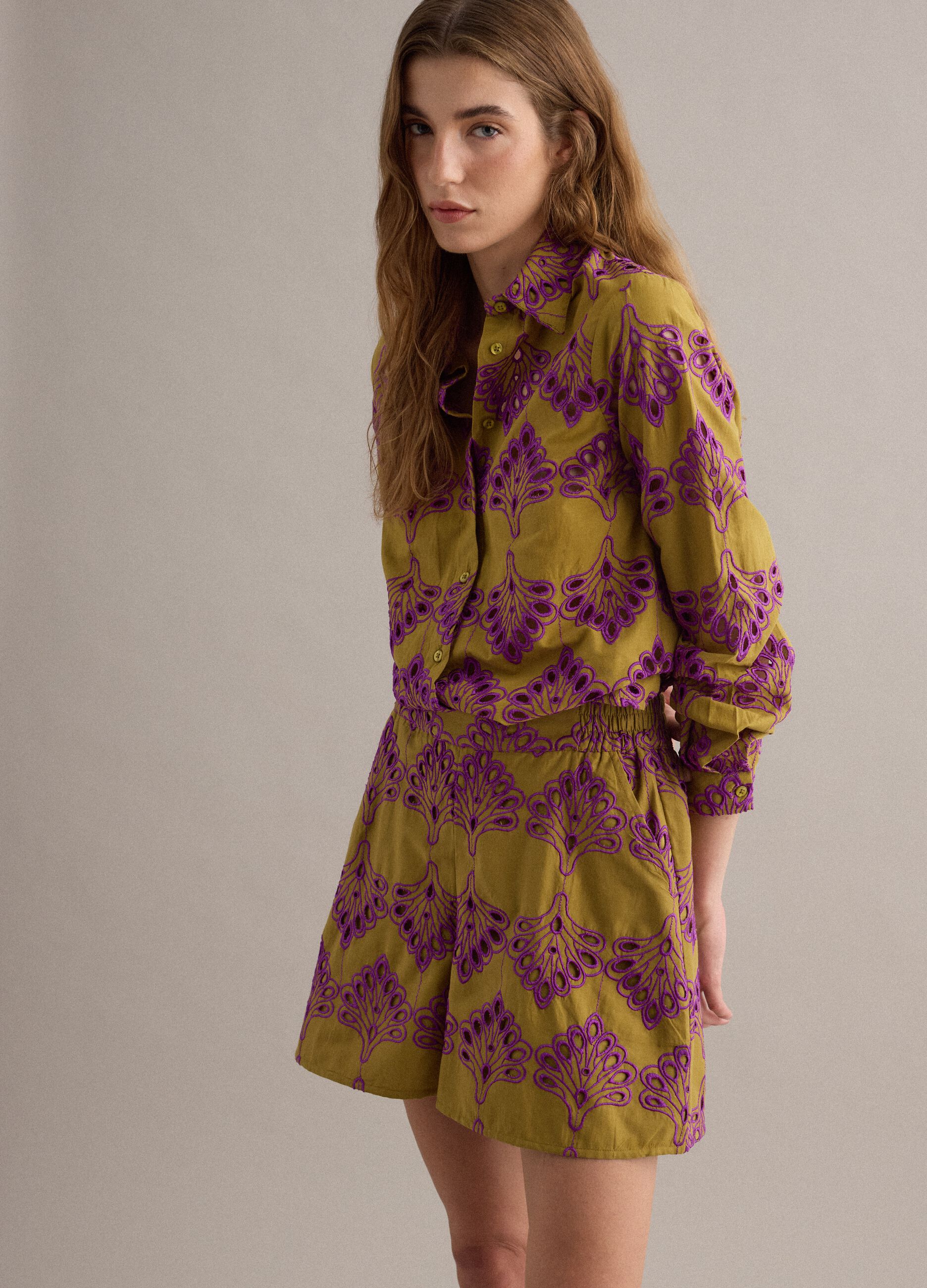 Multicolour pure cotton shirt with eyelet embroidery, regular fit