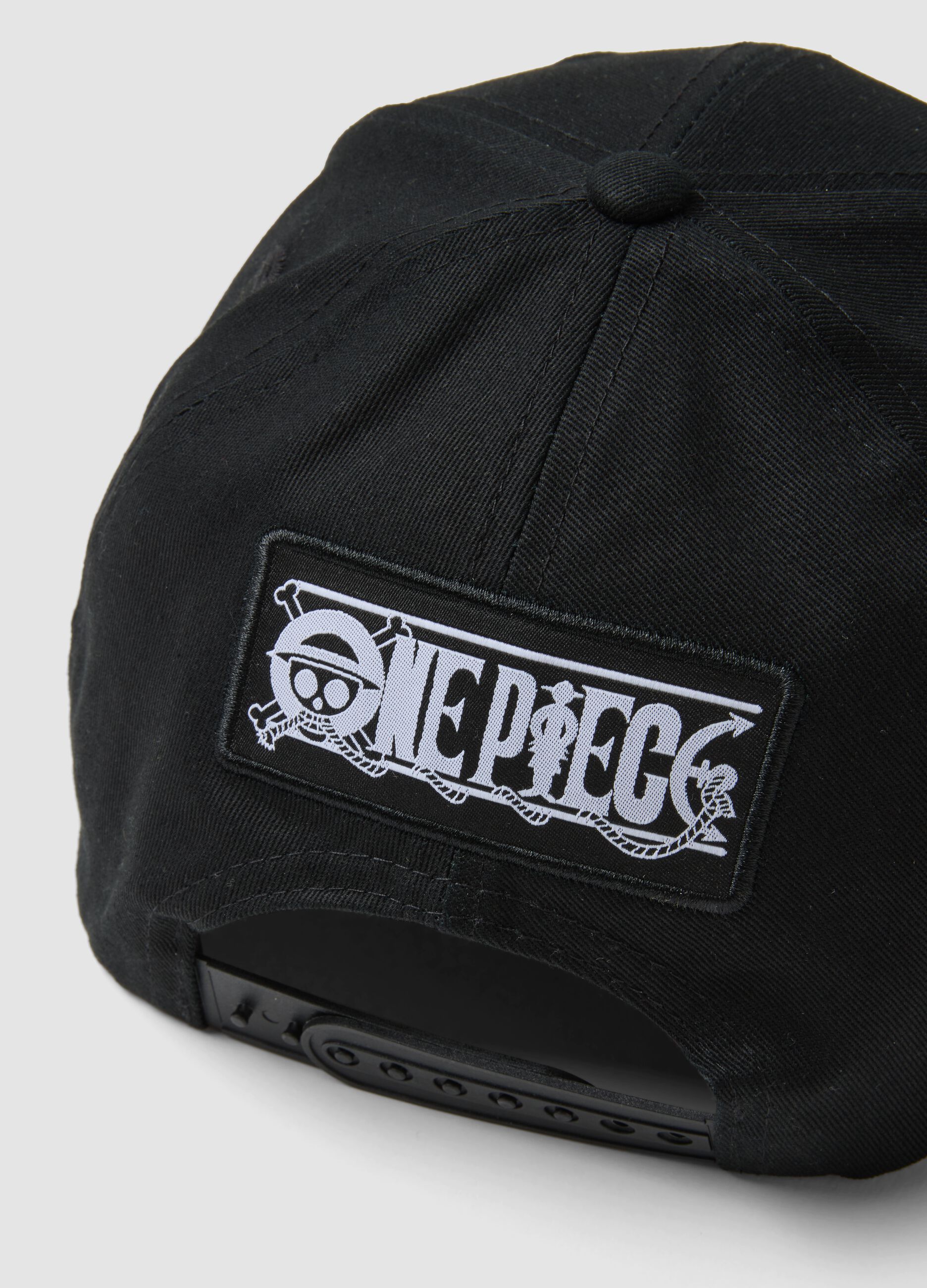 Black pure cotton baseball cap with One Piece embroidery