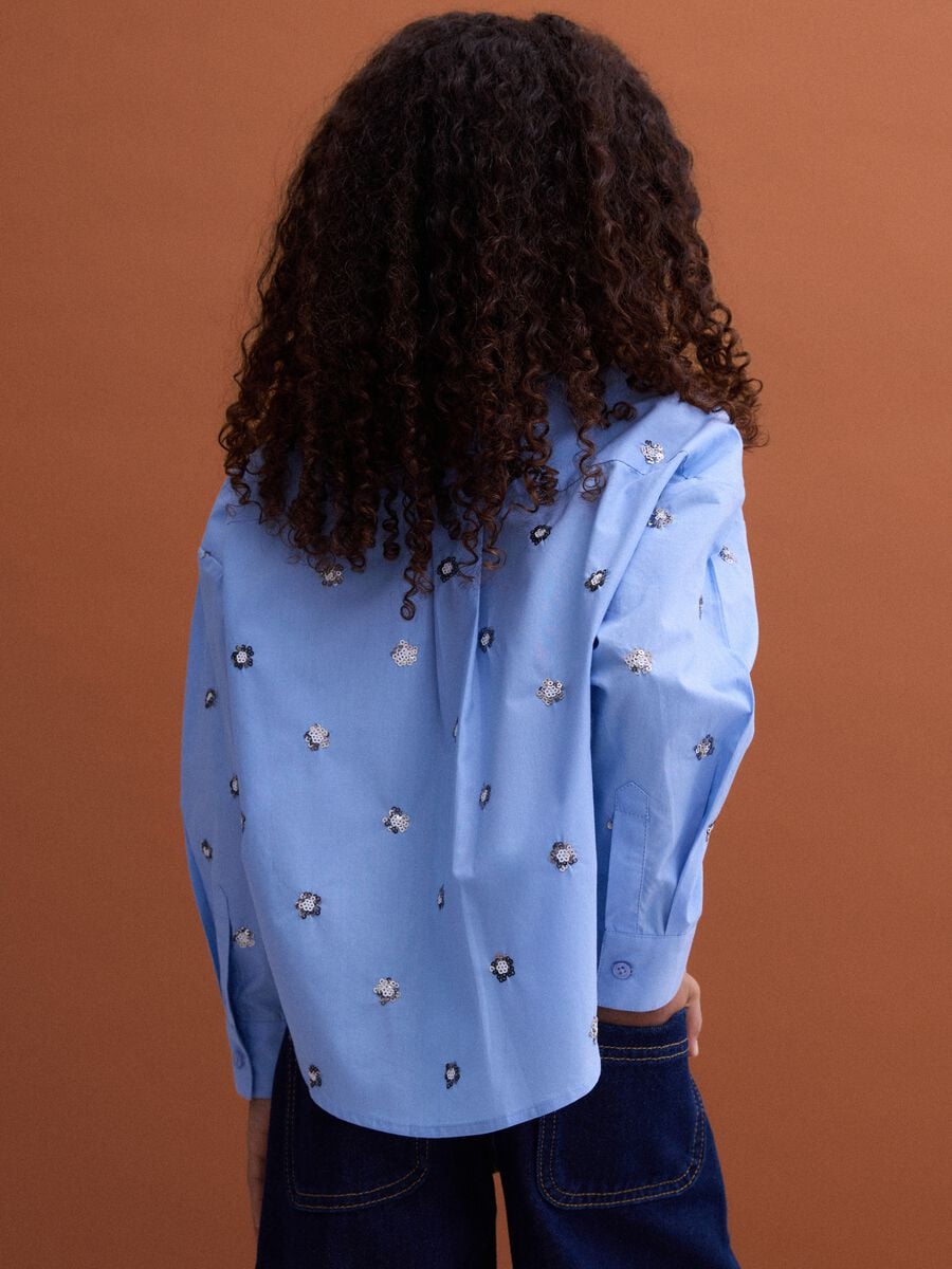 Light blue oversized pure cotton shirt with floral sequins_2