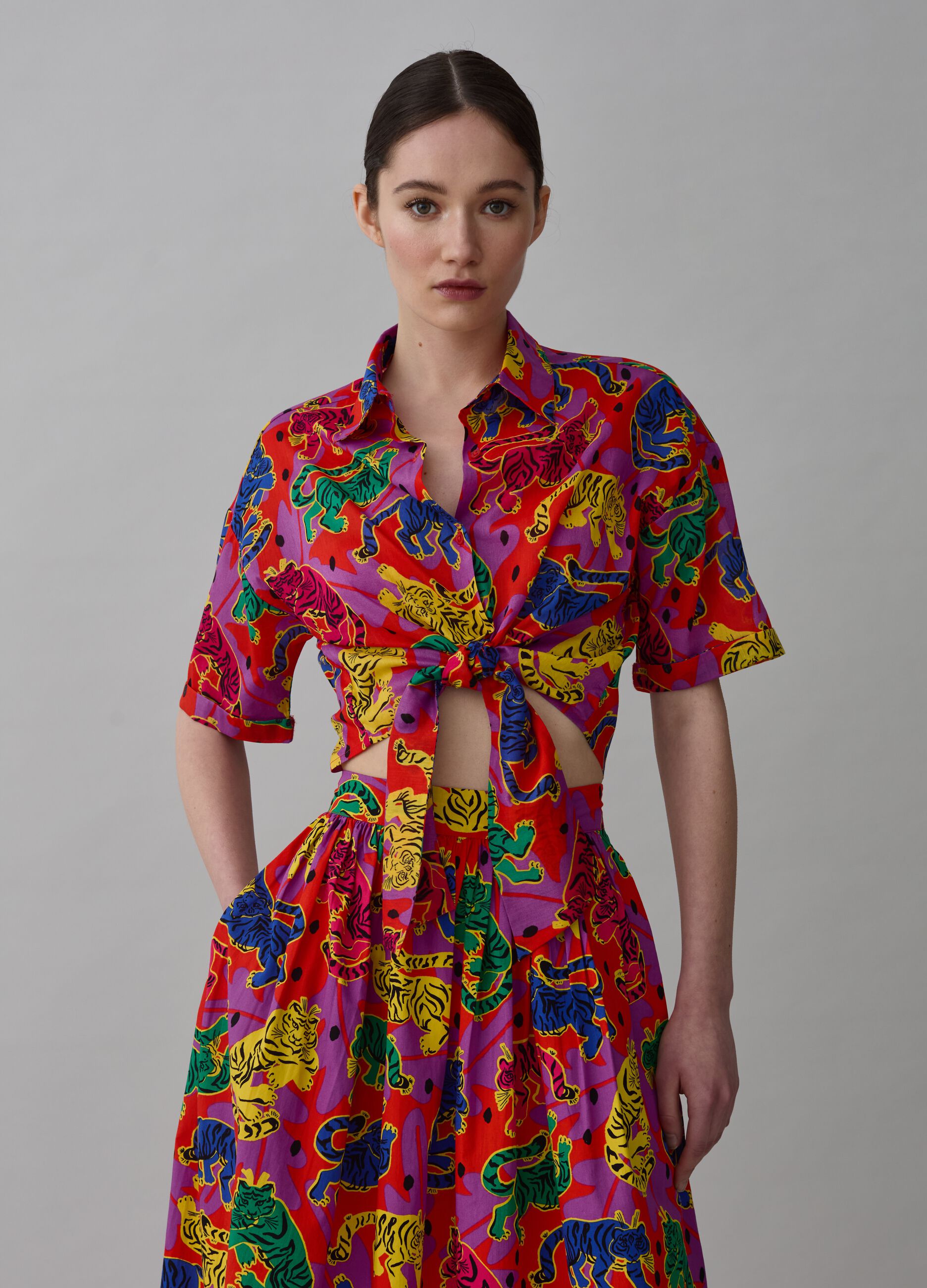 Camicia a maniche corte con stampa tigri