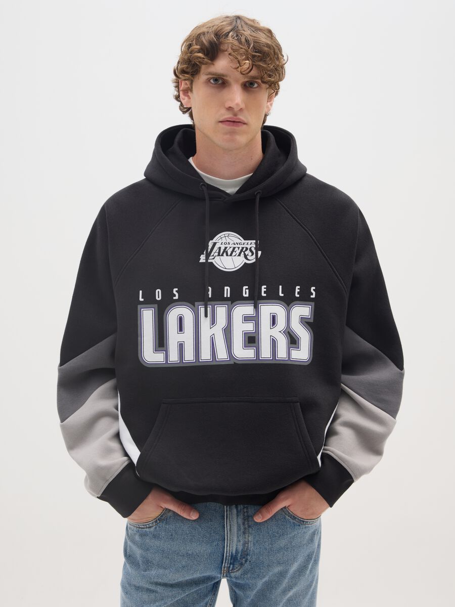 Black cotton blend sweatshirt with Los Angeles Lakers print_0