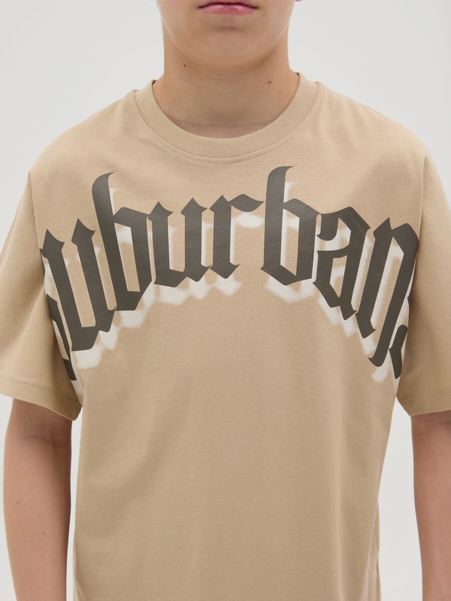 T-shirt beige con stampa Suburbans_2