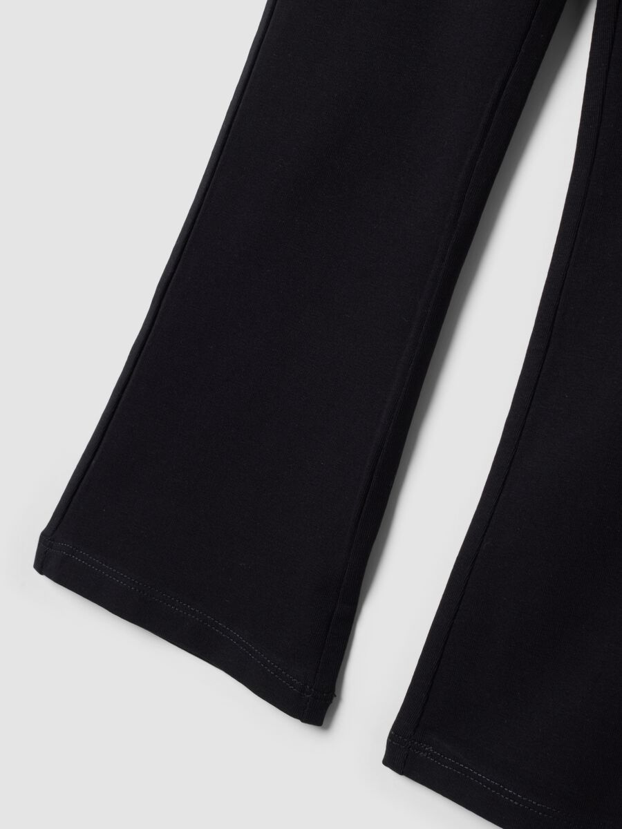 Leggings neri in cotone elasticizzato flare fit per bambina_3
