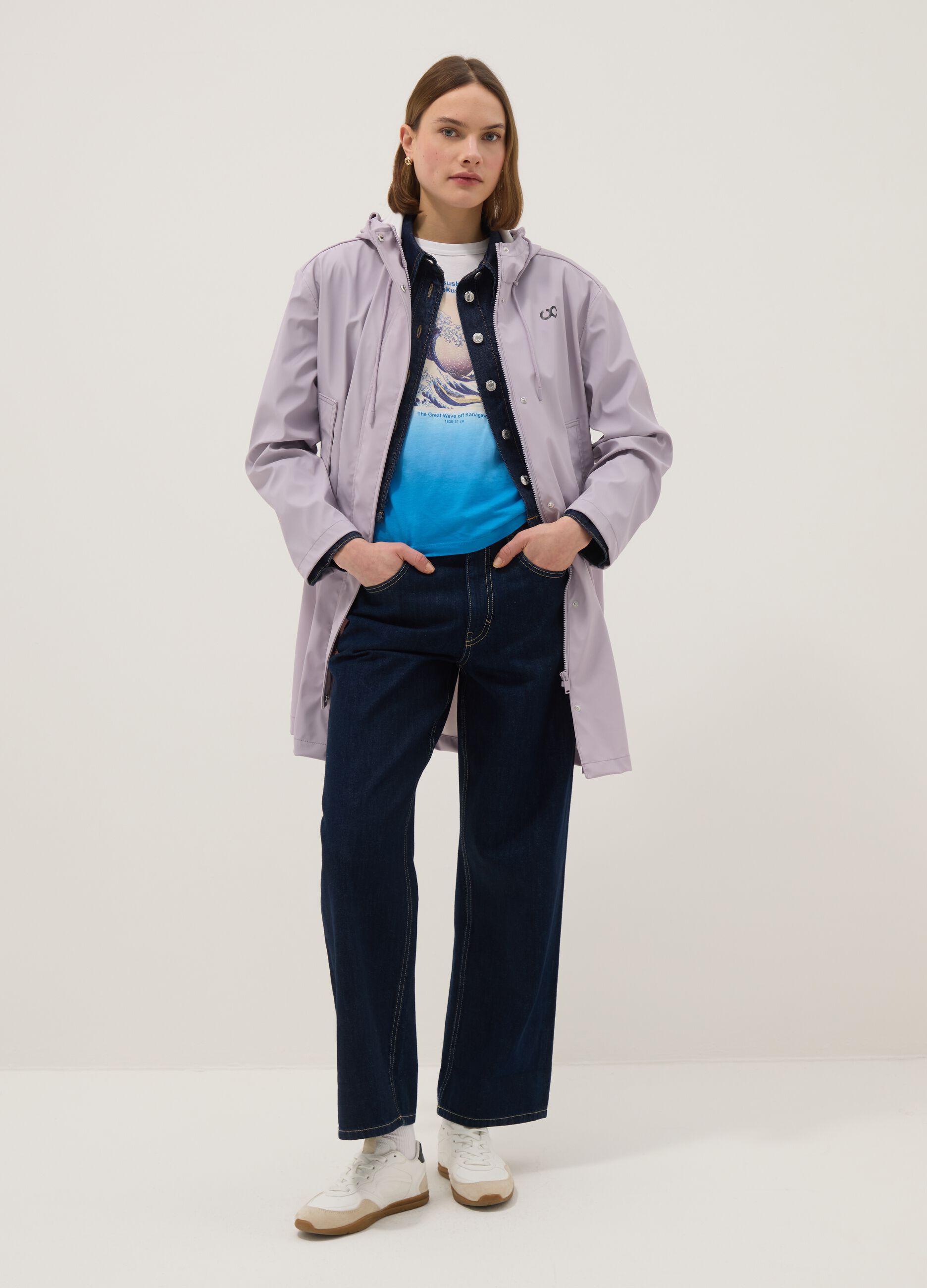 Purple waterproof hooded jacket with regular fit