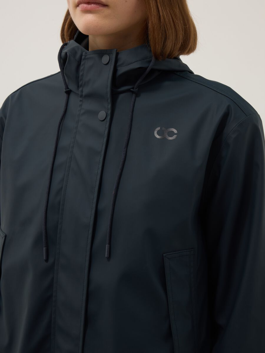 Blue waterproof jacket with regular fit hood_3