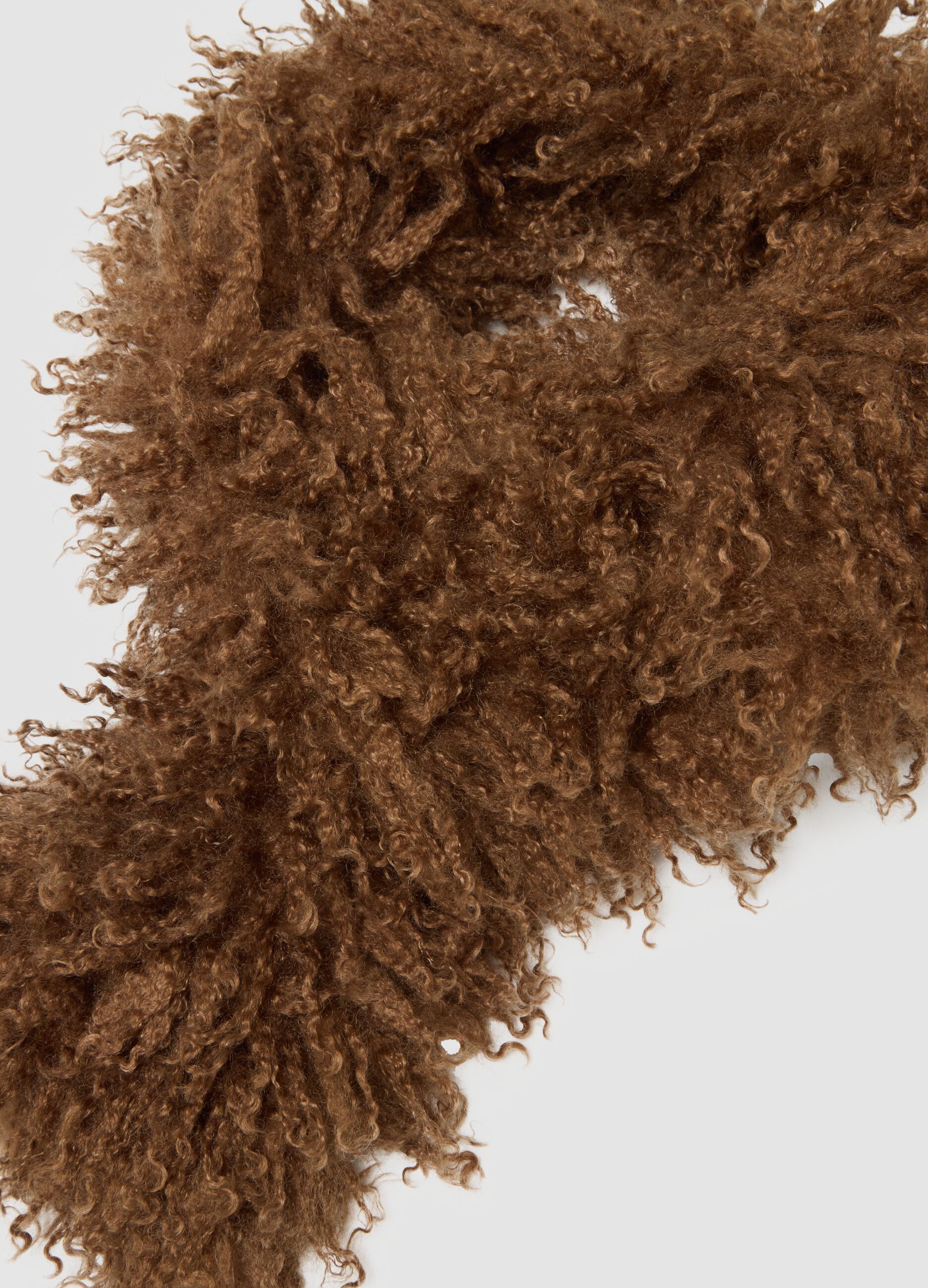 Sciarpa marrone effetto peluche