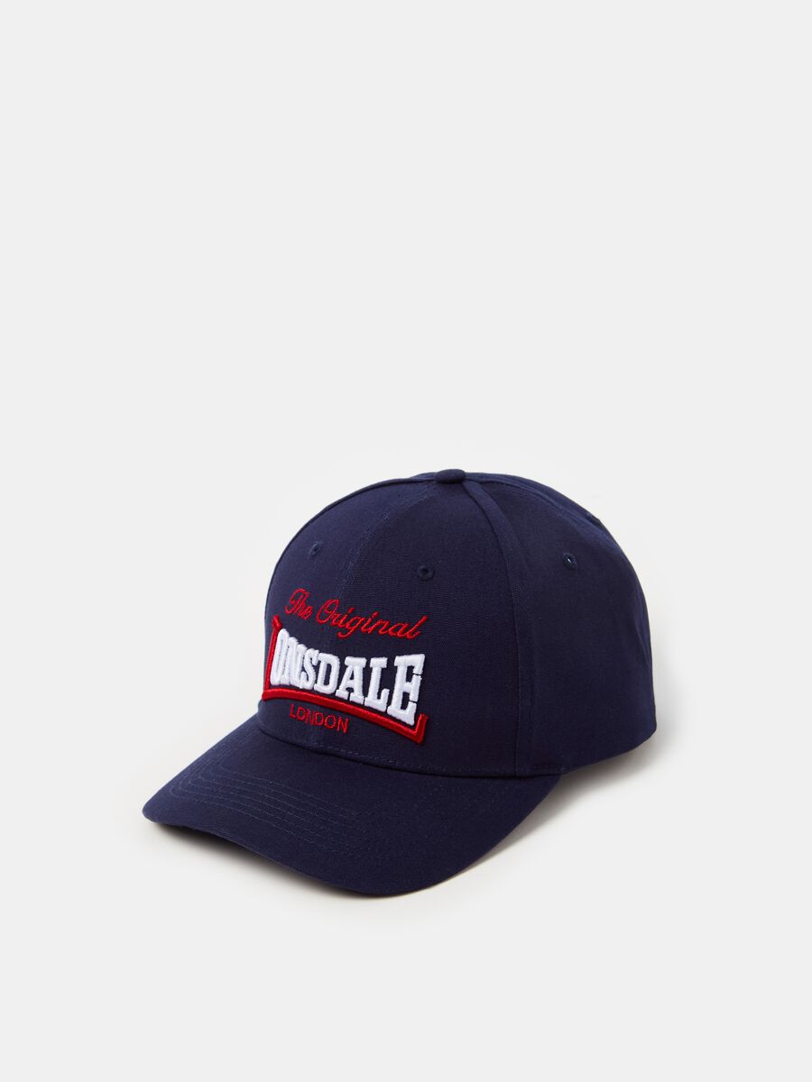 Baseball cap with logo embroidery_2