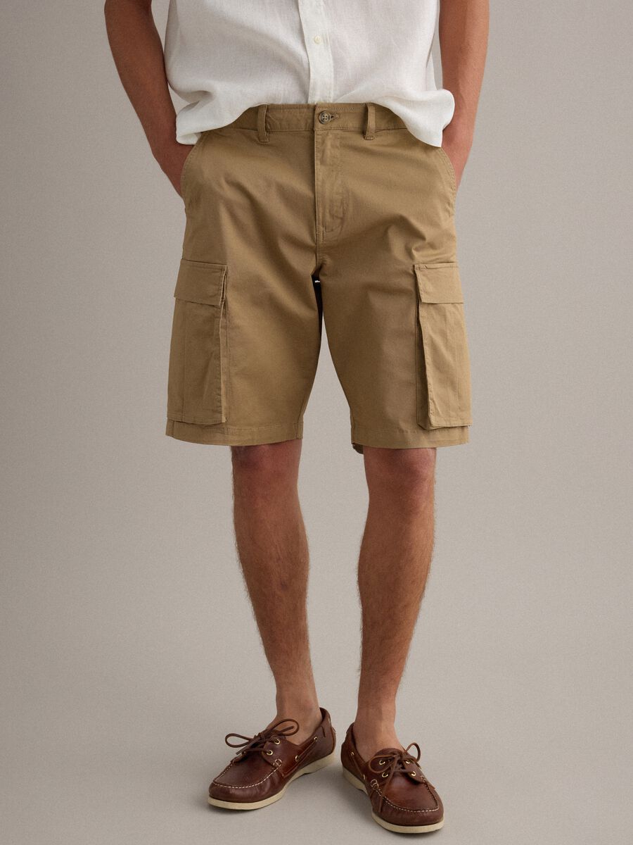 Pantaloncini cargo in cotone elasticizzato beige regular fit_1