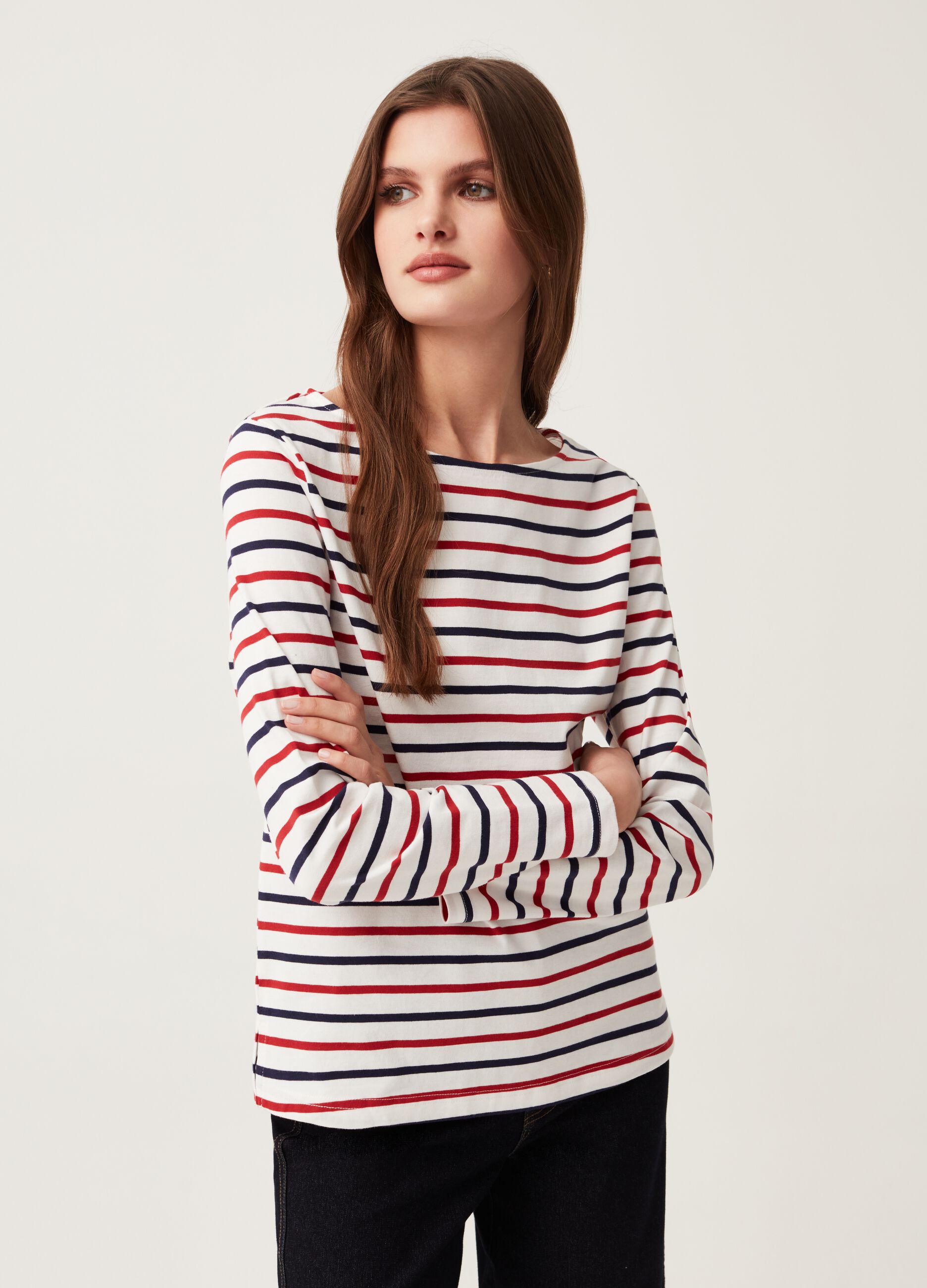 Long-sleeved striped T-shirt