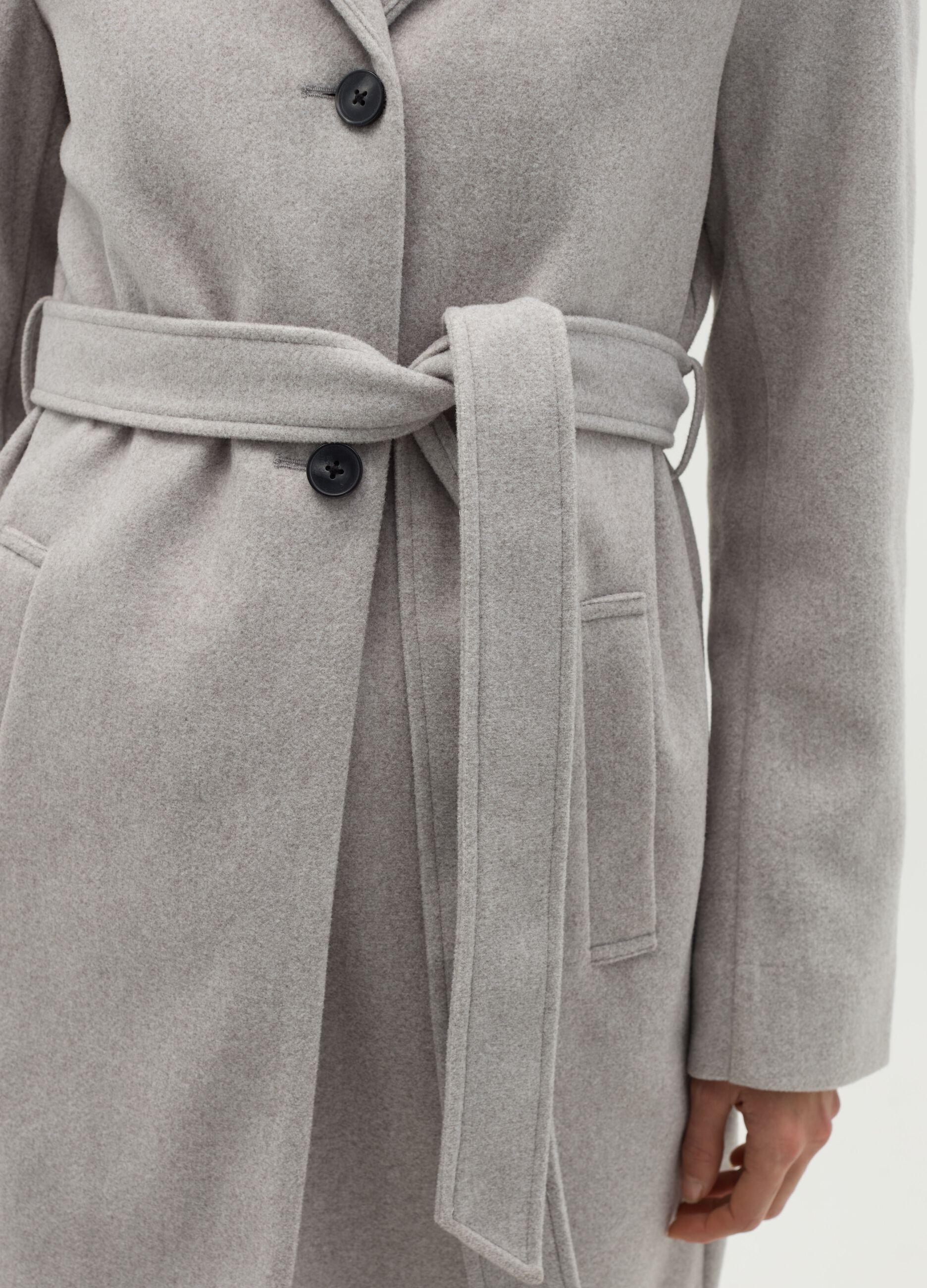 Coat in soft fabric with hood