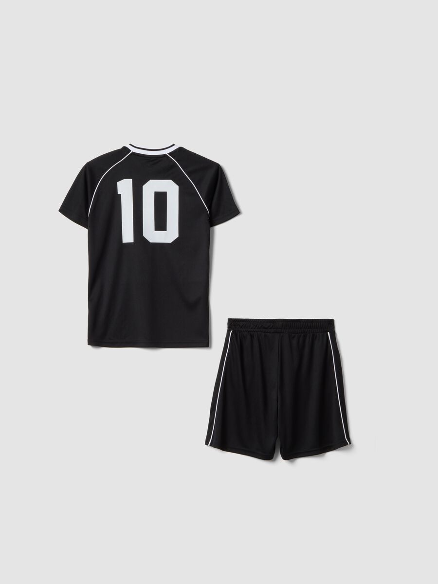 Black sporty T-shirt and shorts set for boys, regular fit_4