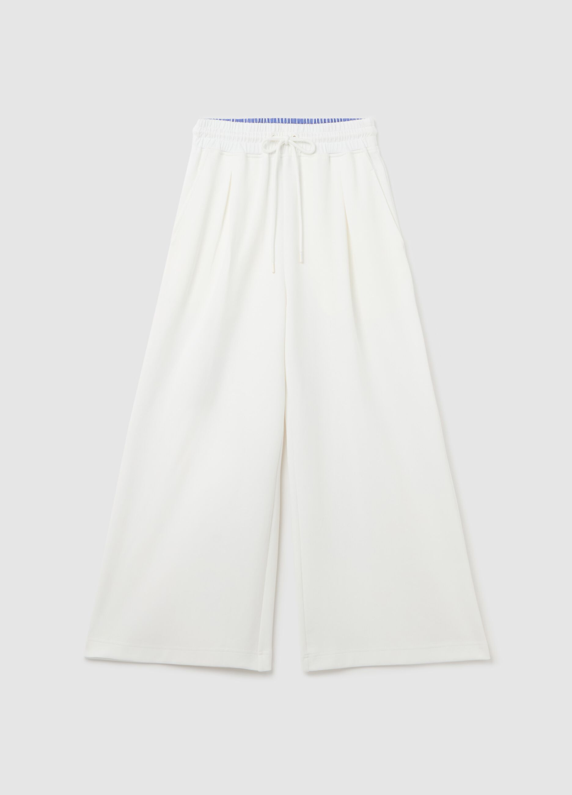 Wide-leg joggers with detail at the waist