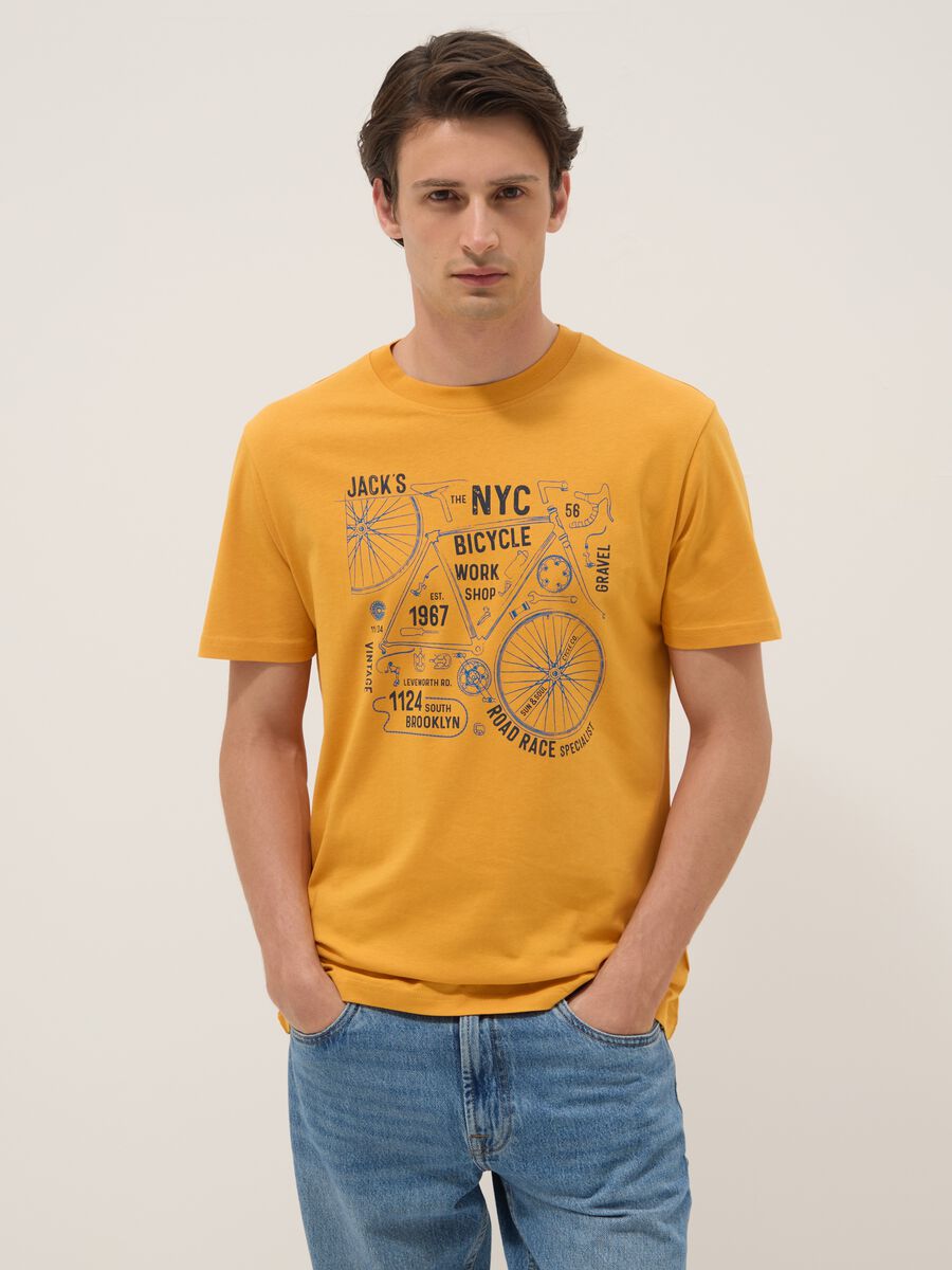 Orange pure cotton T-shirt with front print, regular fit_0