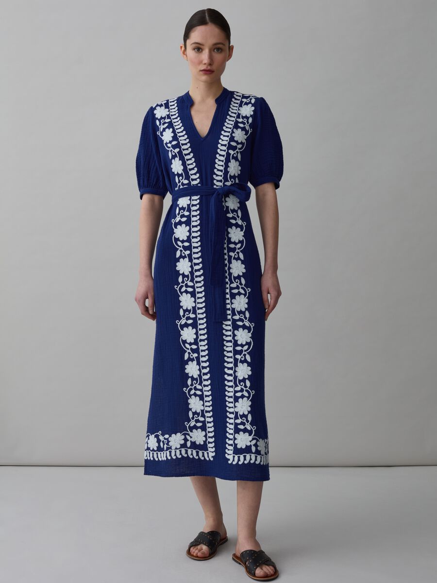 Long gauze dress with floral embroidery_0