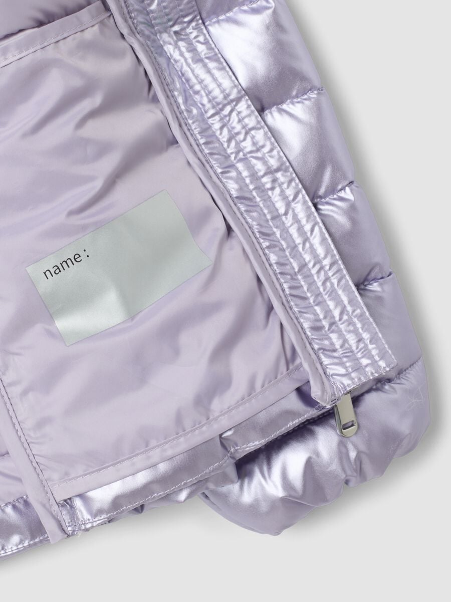 Piumino Ultralight viola con cappuccio e zip per bambina_3