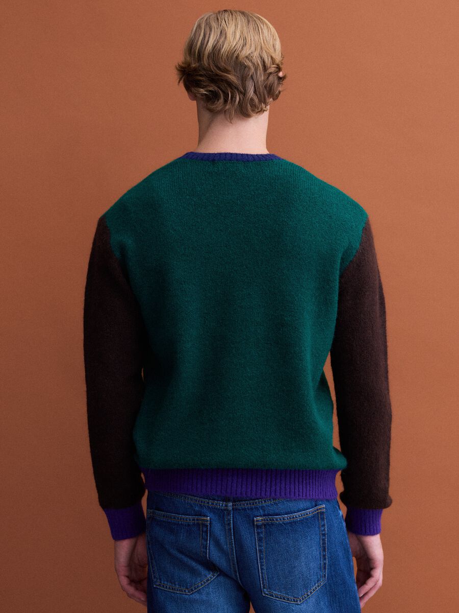 Maglione verde girocollo in lana e alpaca elasticizzate regular fit_3