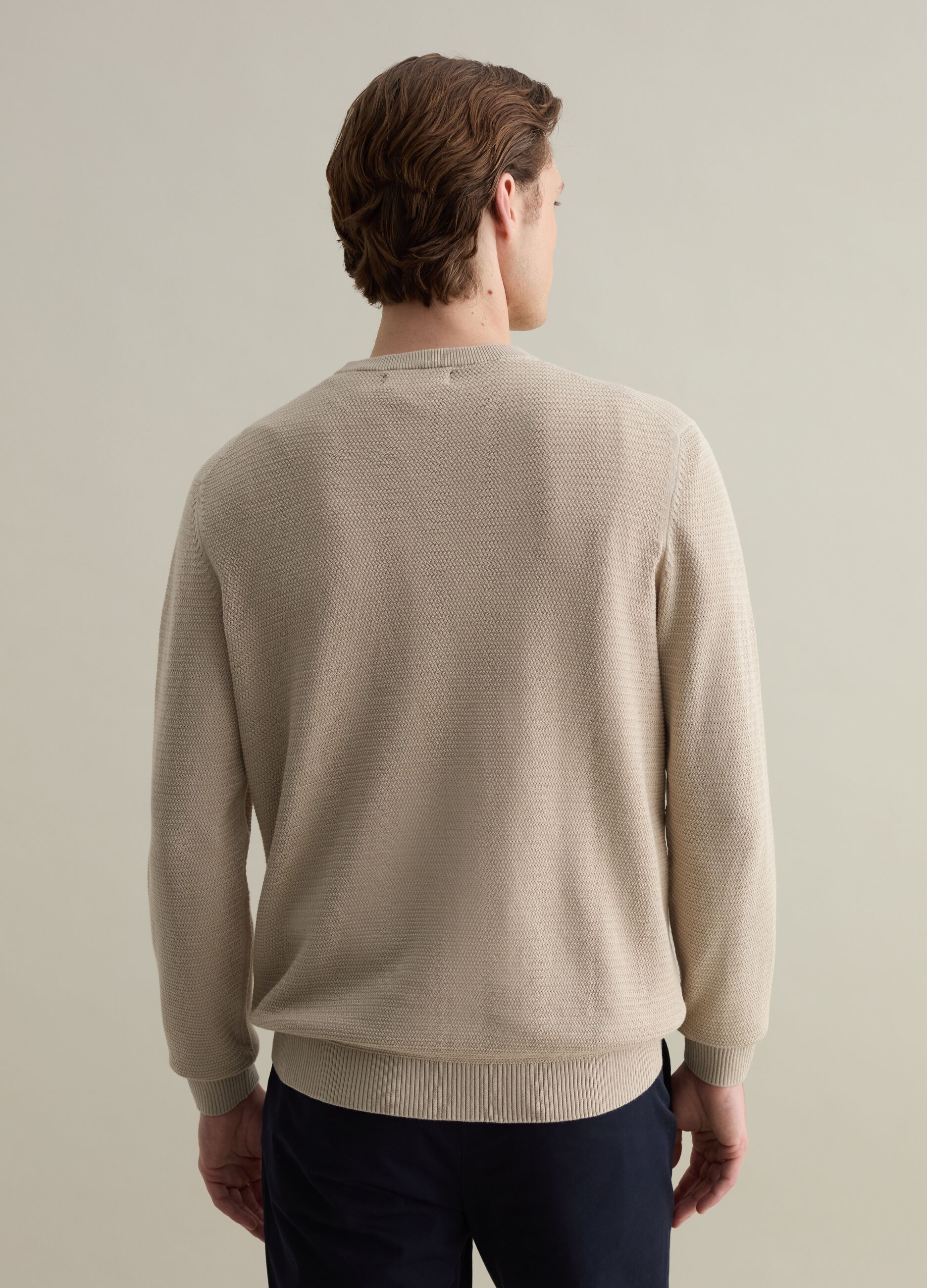 Cotton pullover with wavy trim