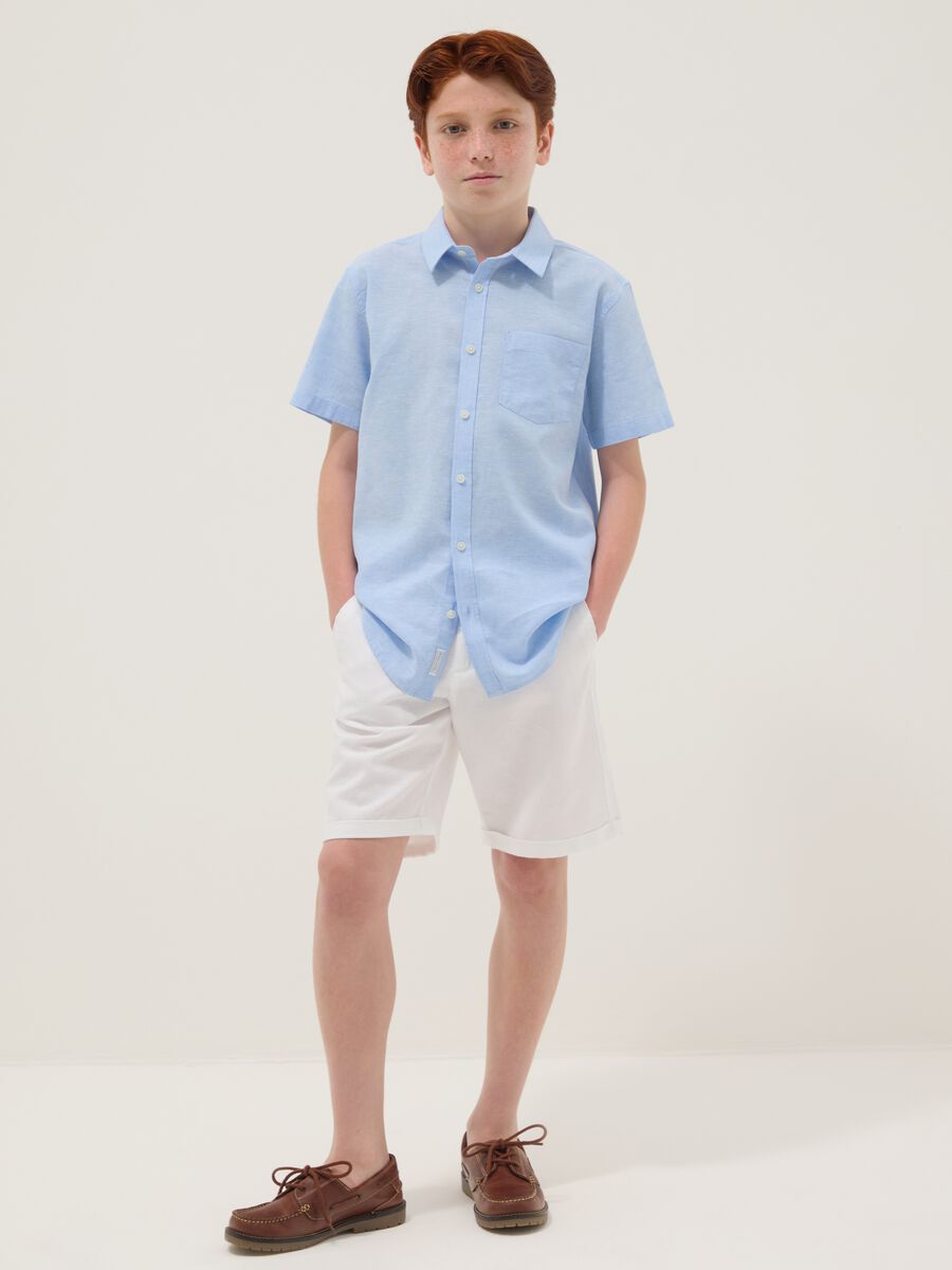 Shorts bianchi in misto lino e cotone regular fit da ragazzo_0