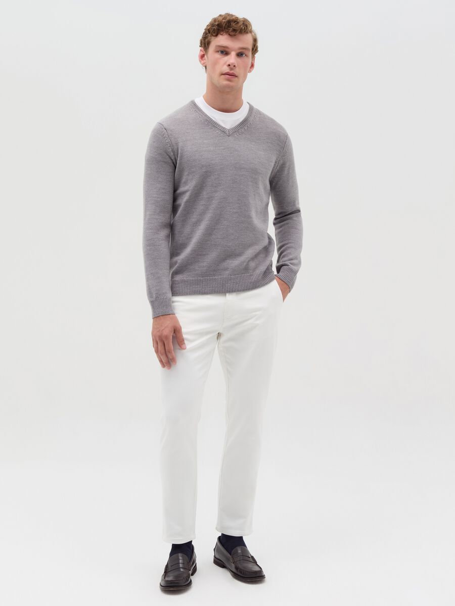 V-neck pullover_1