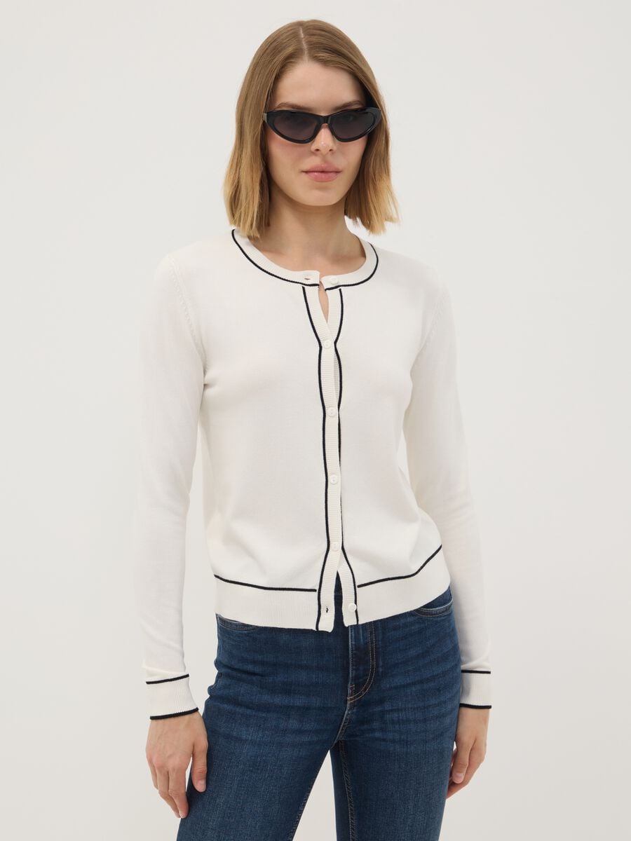 Cardigan bianco in viscosa elasticizzata regular fit_0