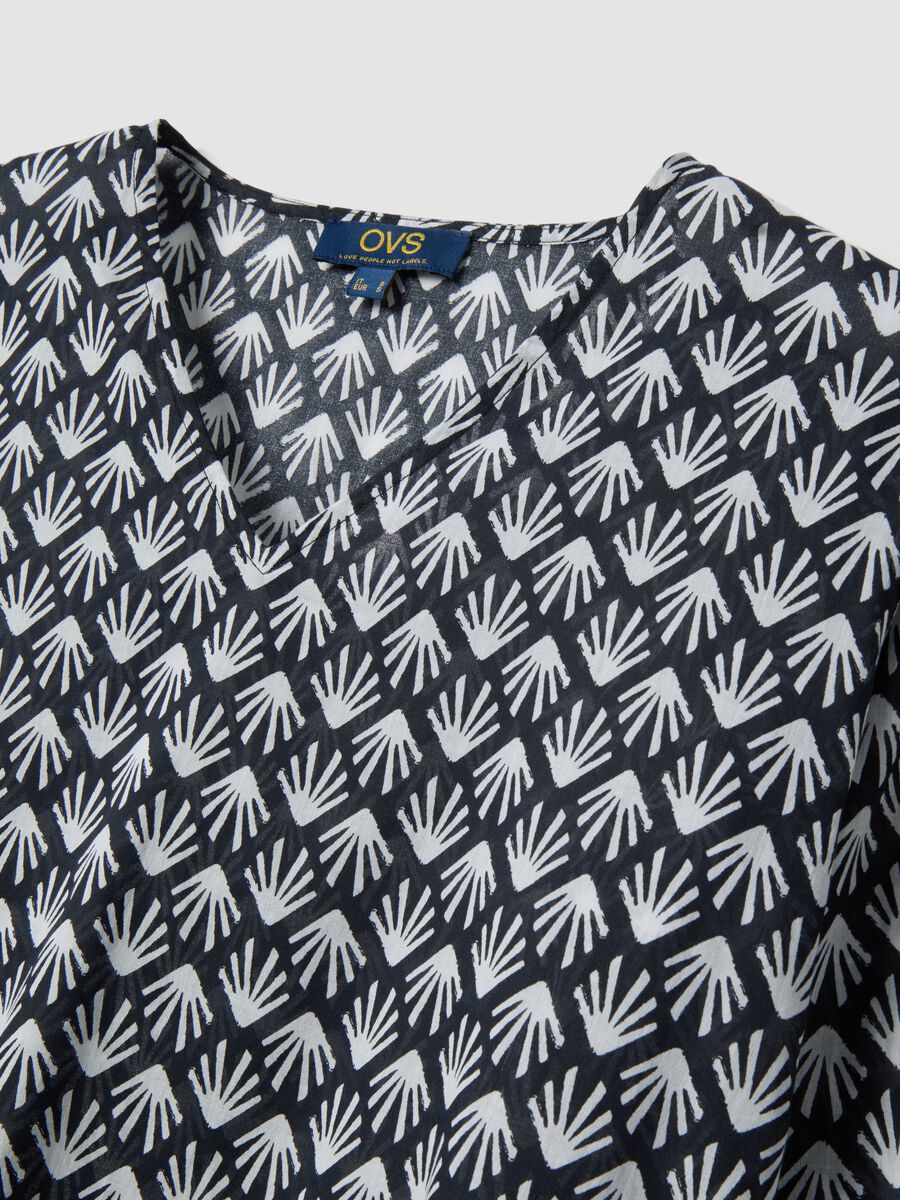 Multicolour pure cotton regular-fit beach cover-up with V-neck_5