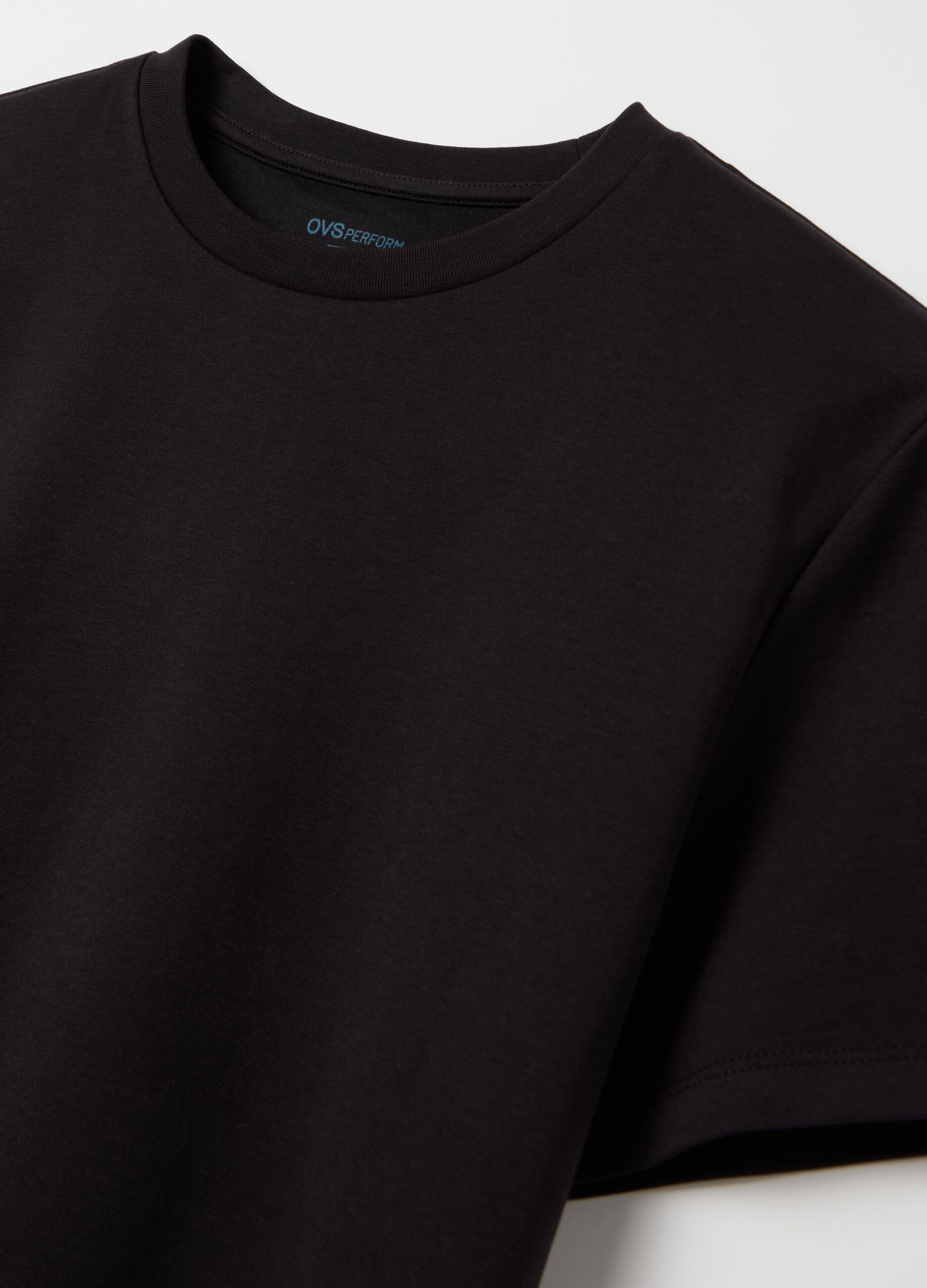 T-shirt with technical fabric