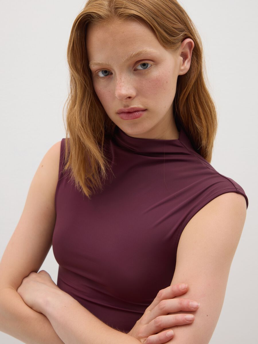 Sleeveless Bordeaux Top_1