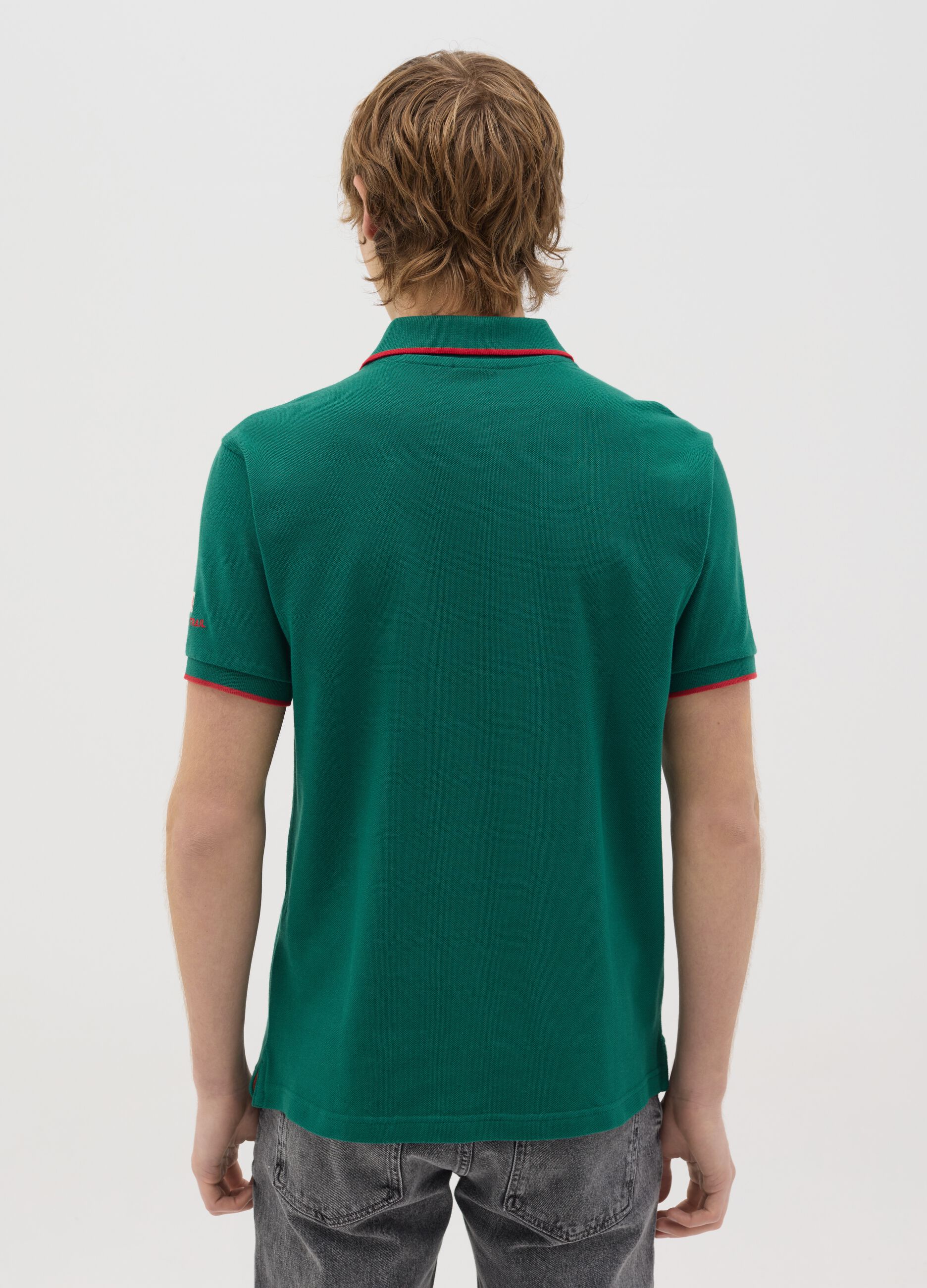 Canada's Trail green short-sleeved polo shirt in cotton