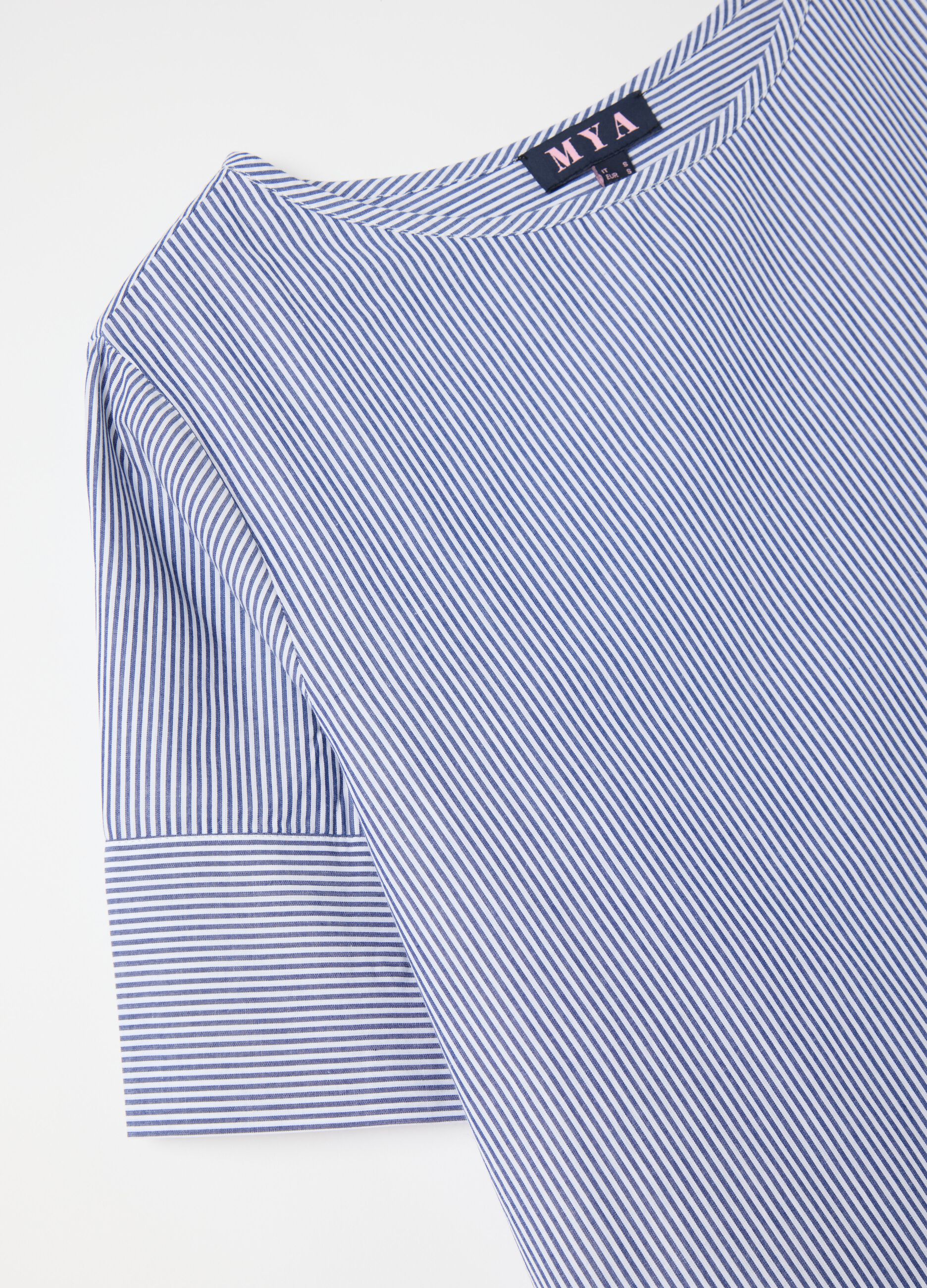 Curvy blouse with white and blue stripes