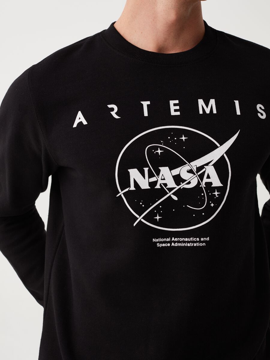 Felpa girocollo stampa NASA Artemis Mission_3