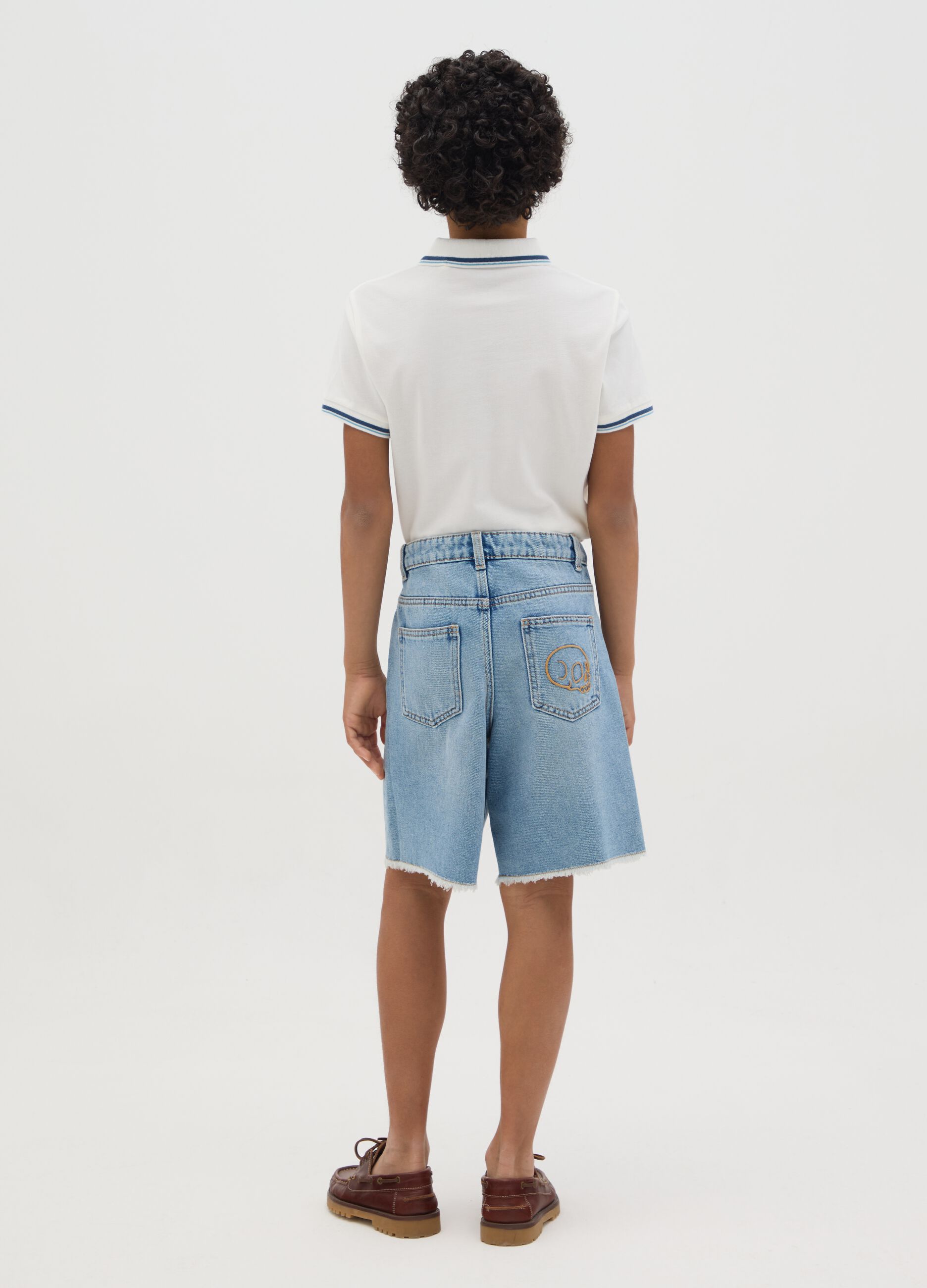 Baggy denim boy shorts with frayed hems