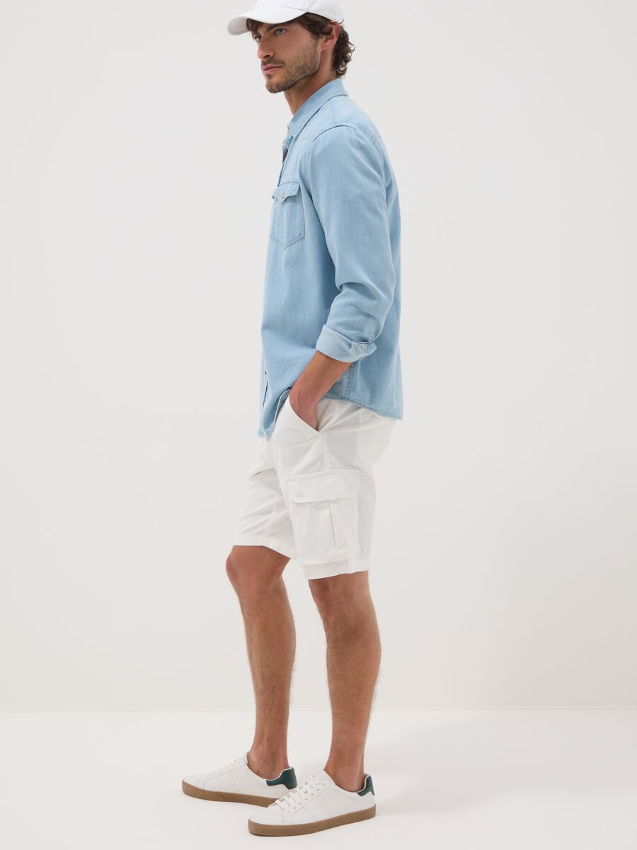 White stretch cotton cargo shorts_0