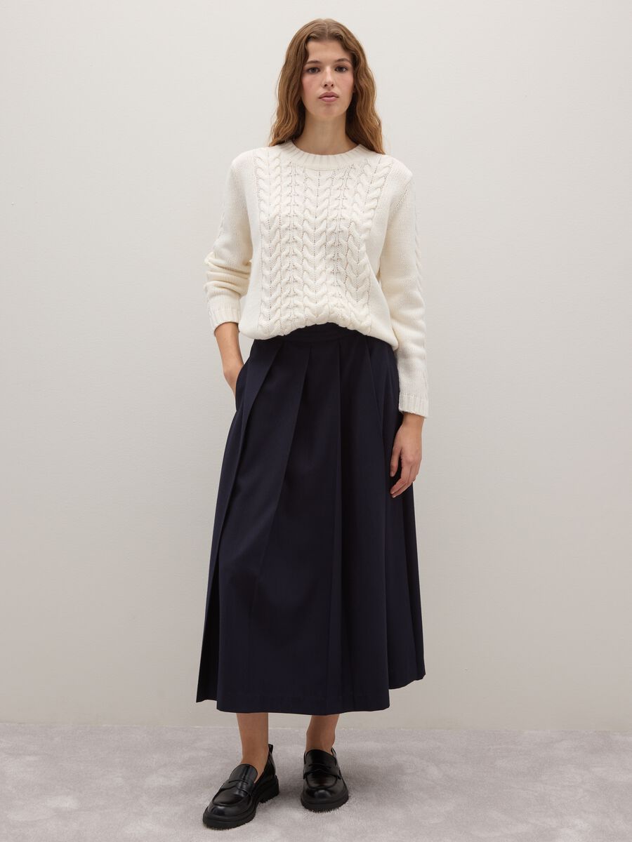 White regular fit jumper with cable knit_1