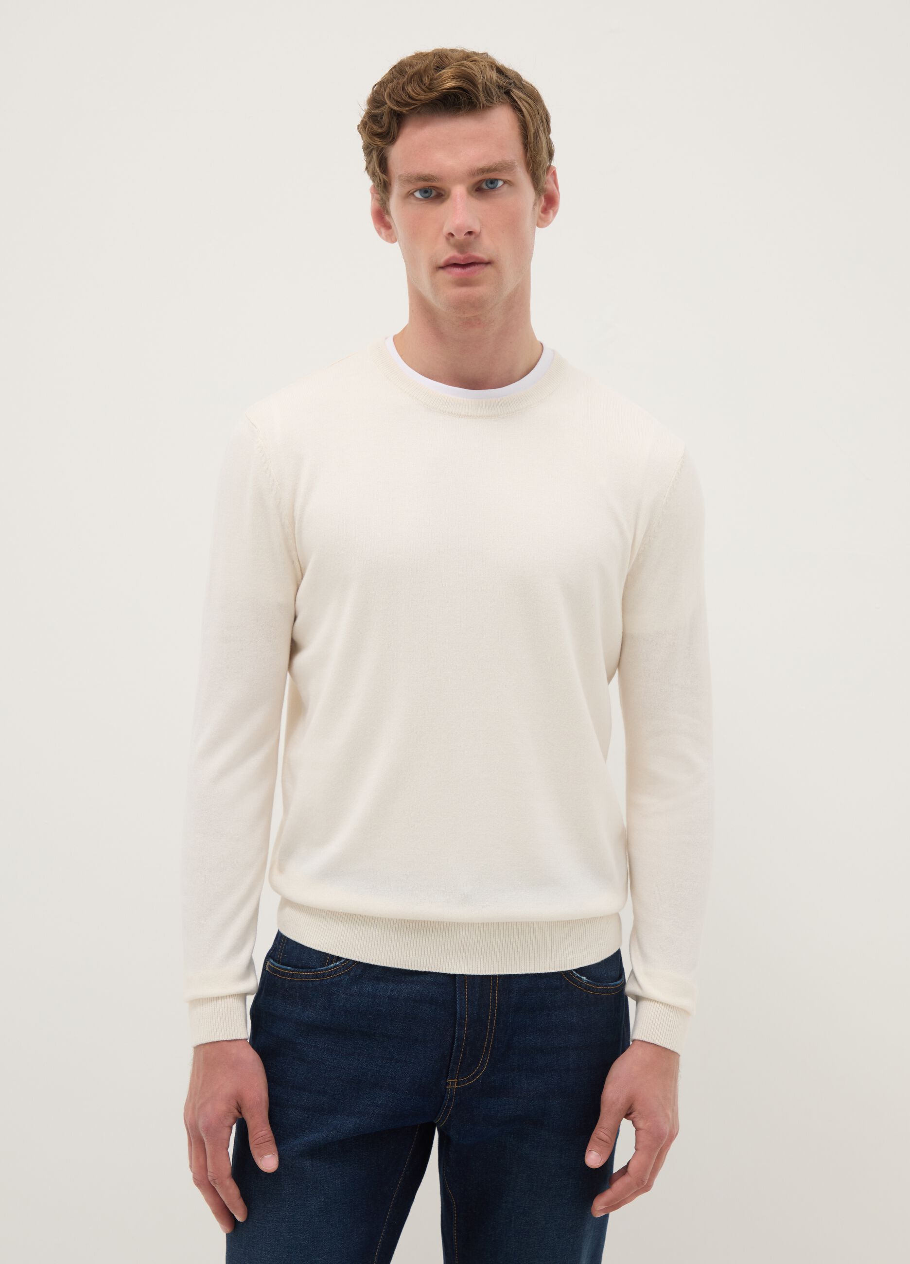 Beige crew-neck cotton blend pullover regular fit