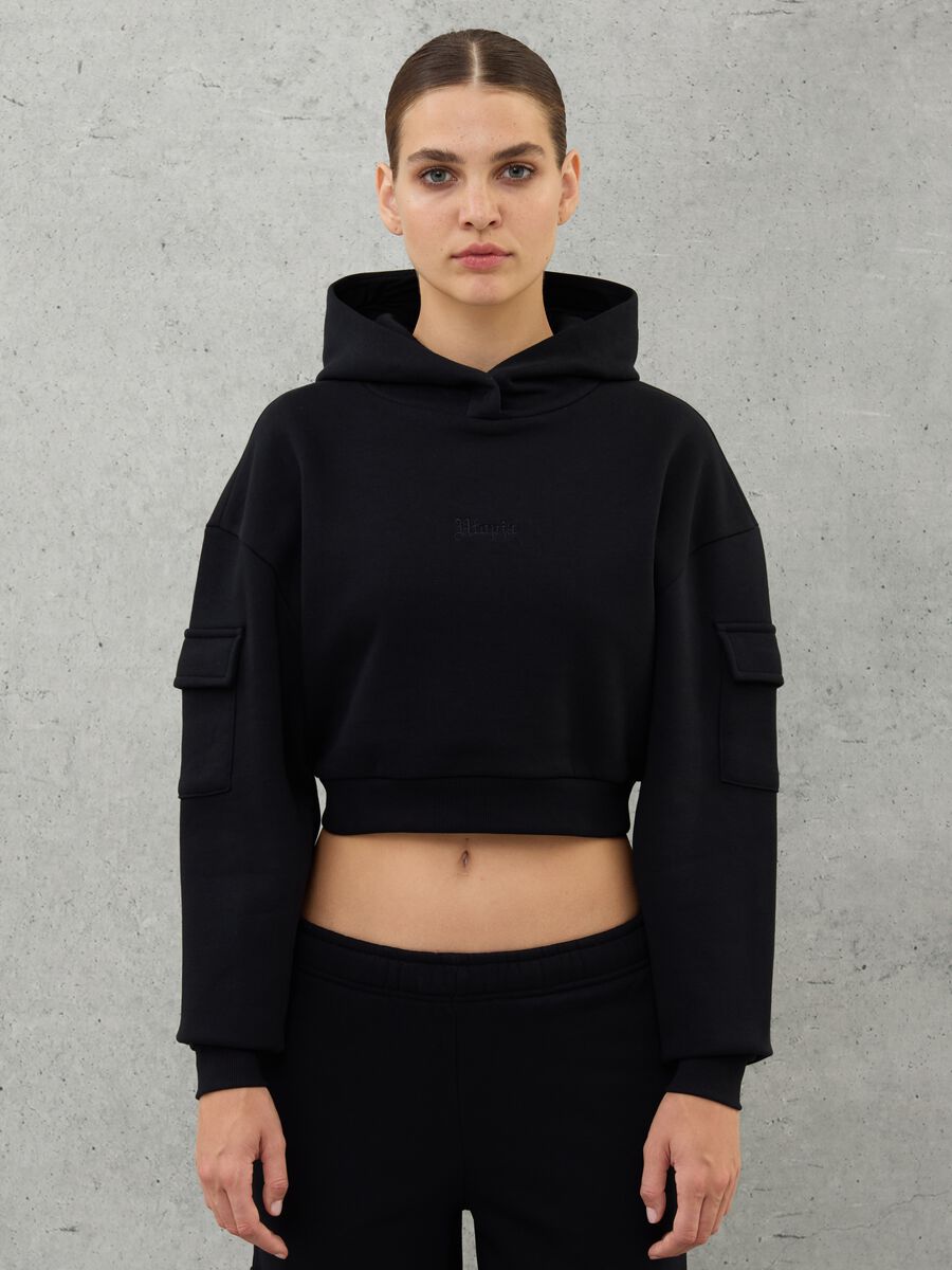 Crop Cargo Hoodie Black_1