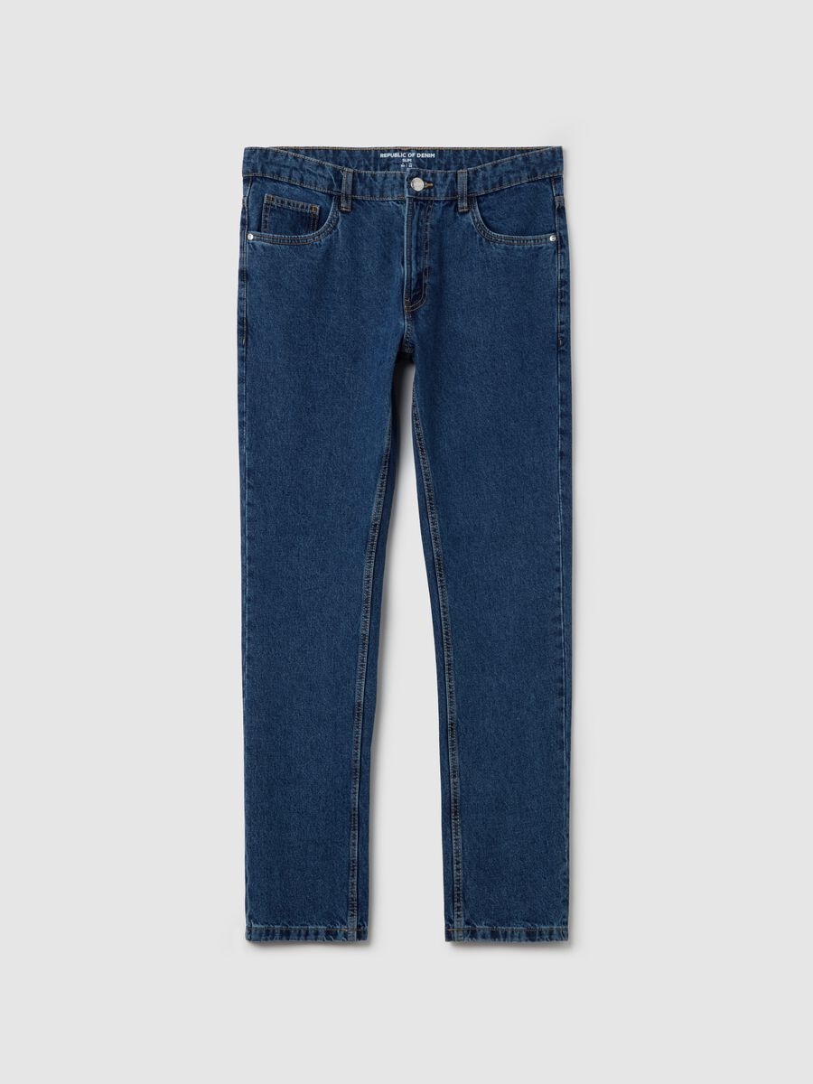 Slim-fit jeans with five pockets_4