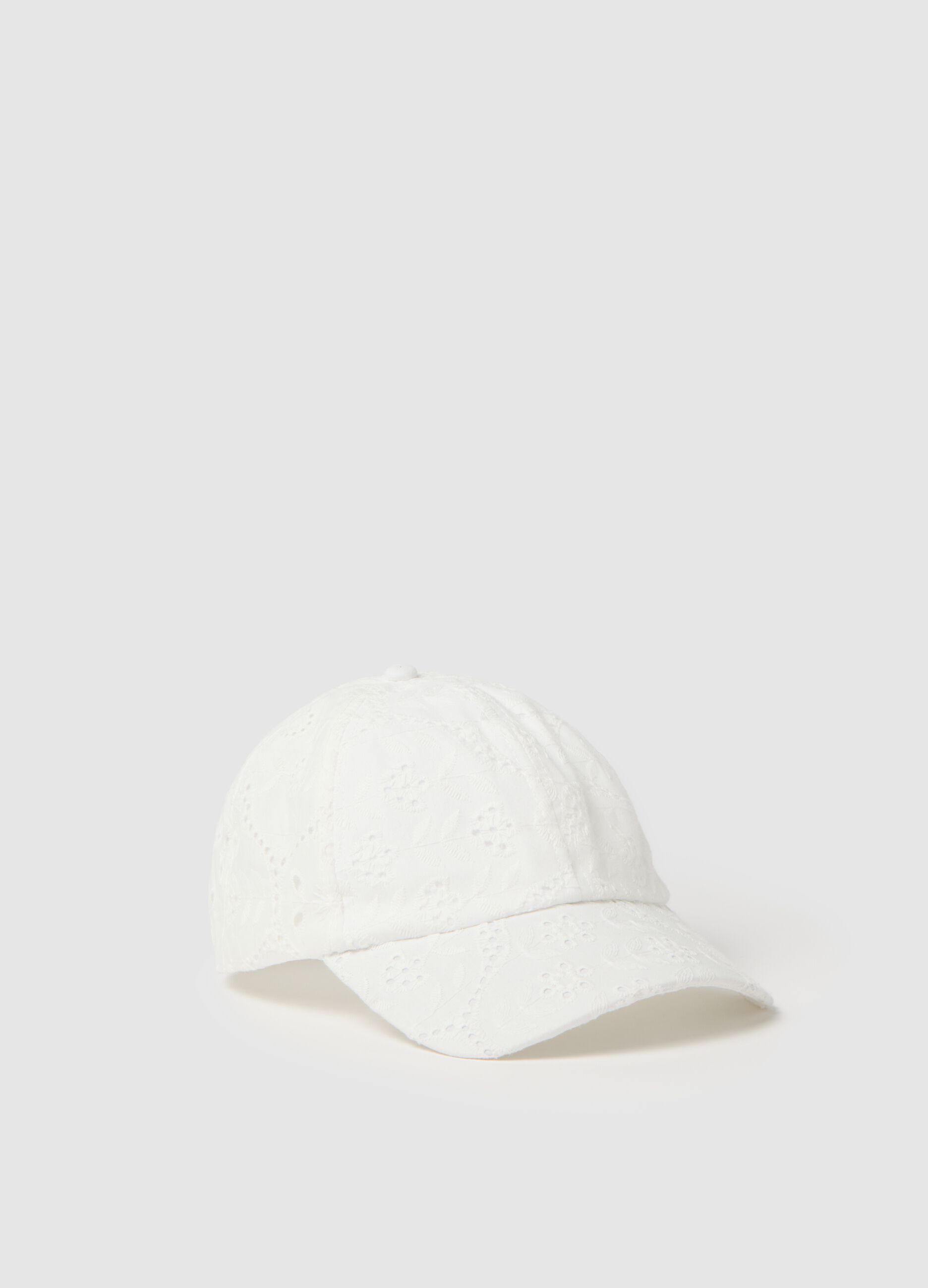 White embroidered cotton baseball cap