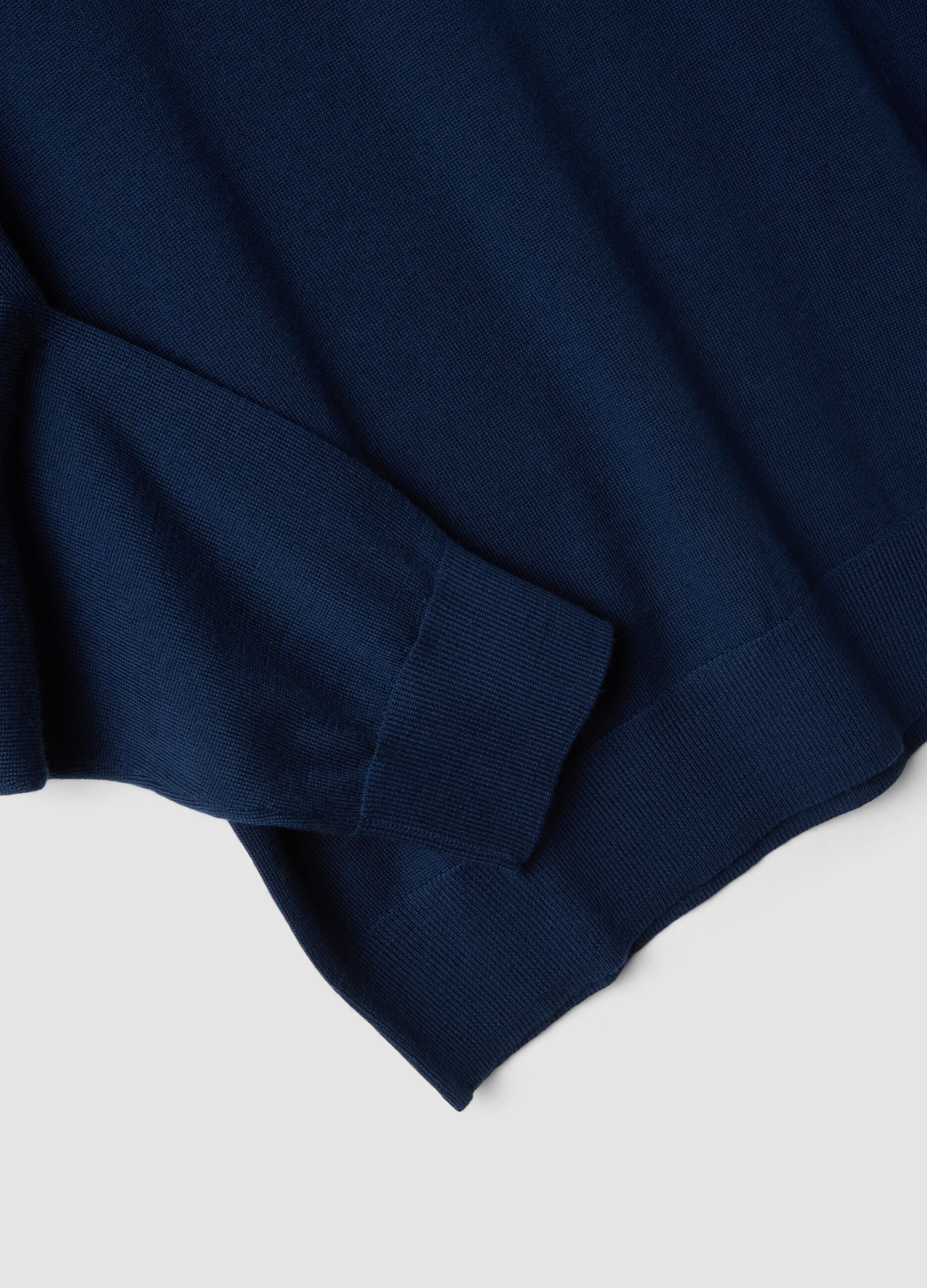 Blue crew-neck jumper in pure merino wool, regular fit