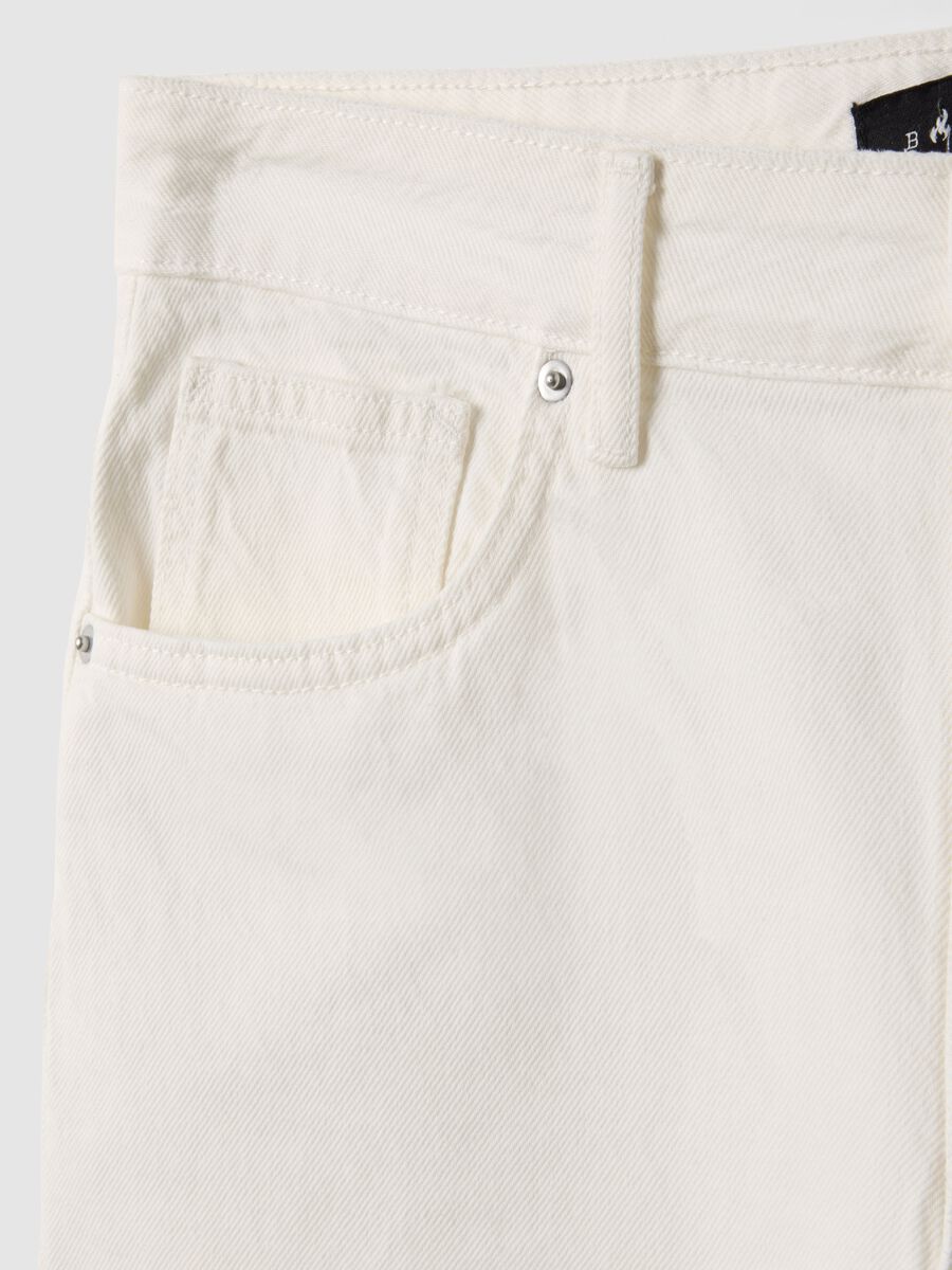 Baggy White Cotton Shorts_5