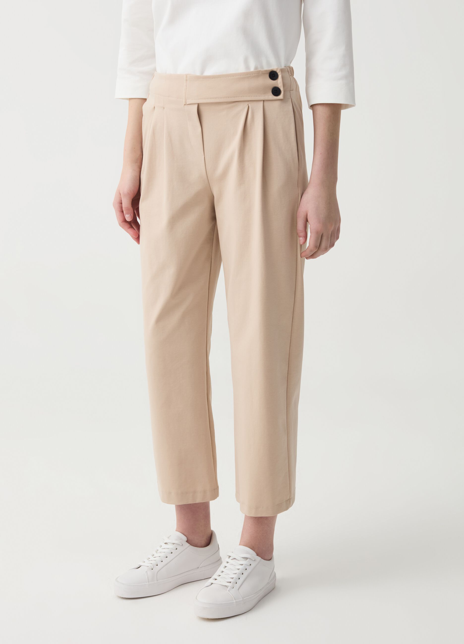 Cropped cigarette trousers with buttons