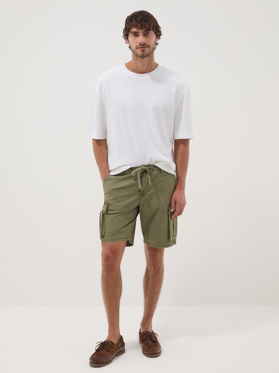 Green stretch cotton cargo Bermuda shorts_0