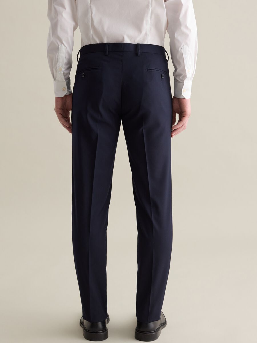 Elegant slim-fit trousers_3